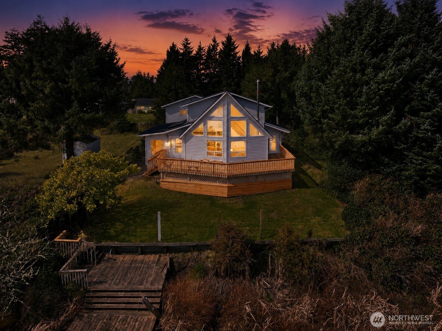 628 Weatherwax Loop Property Photo 2