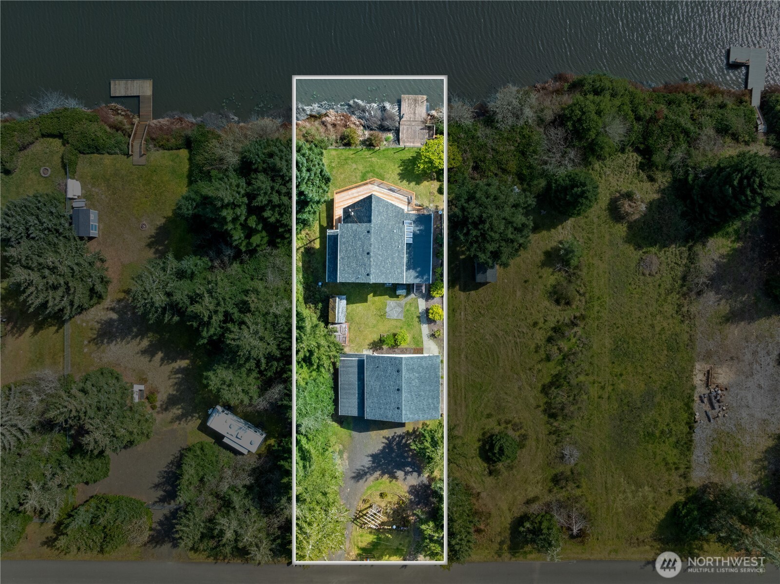 628 Weatherwax Loop Property Photo 39