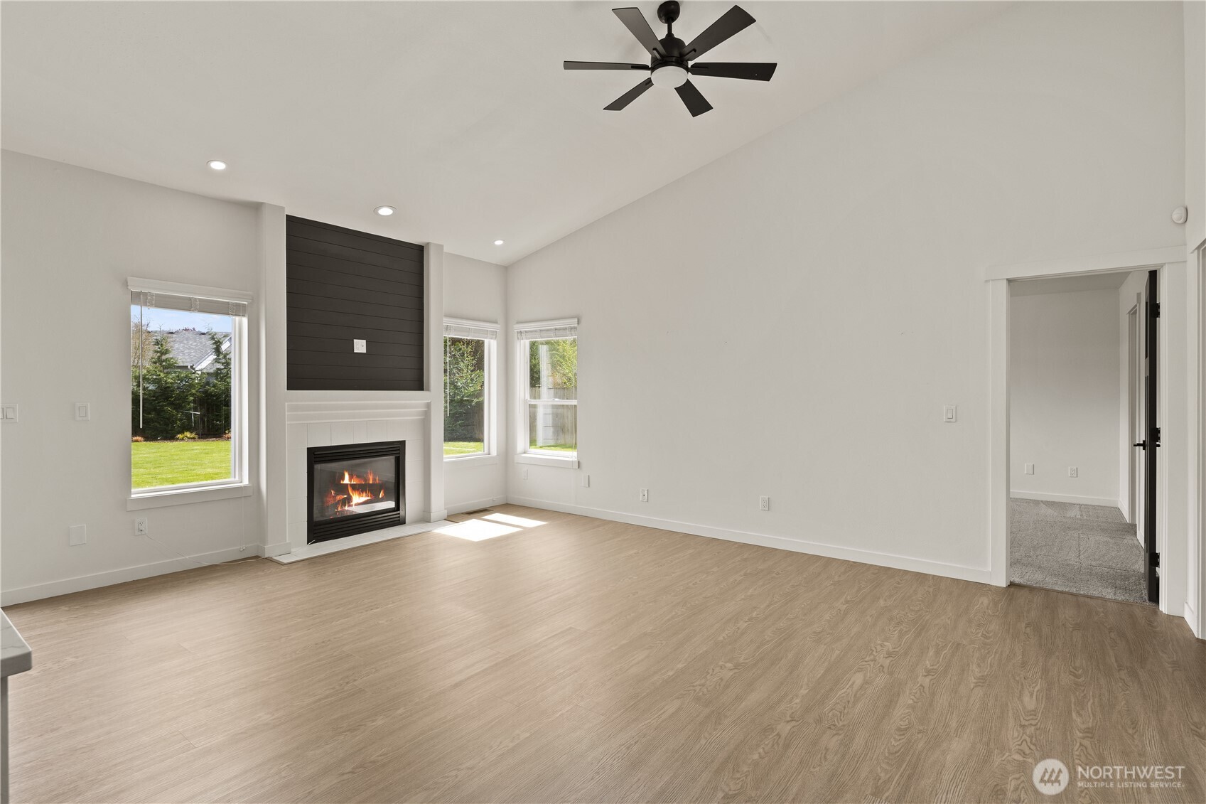 8401 152nd Avenue Property Photo 12