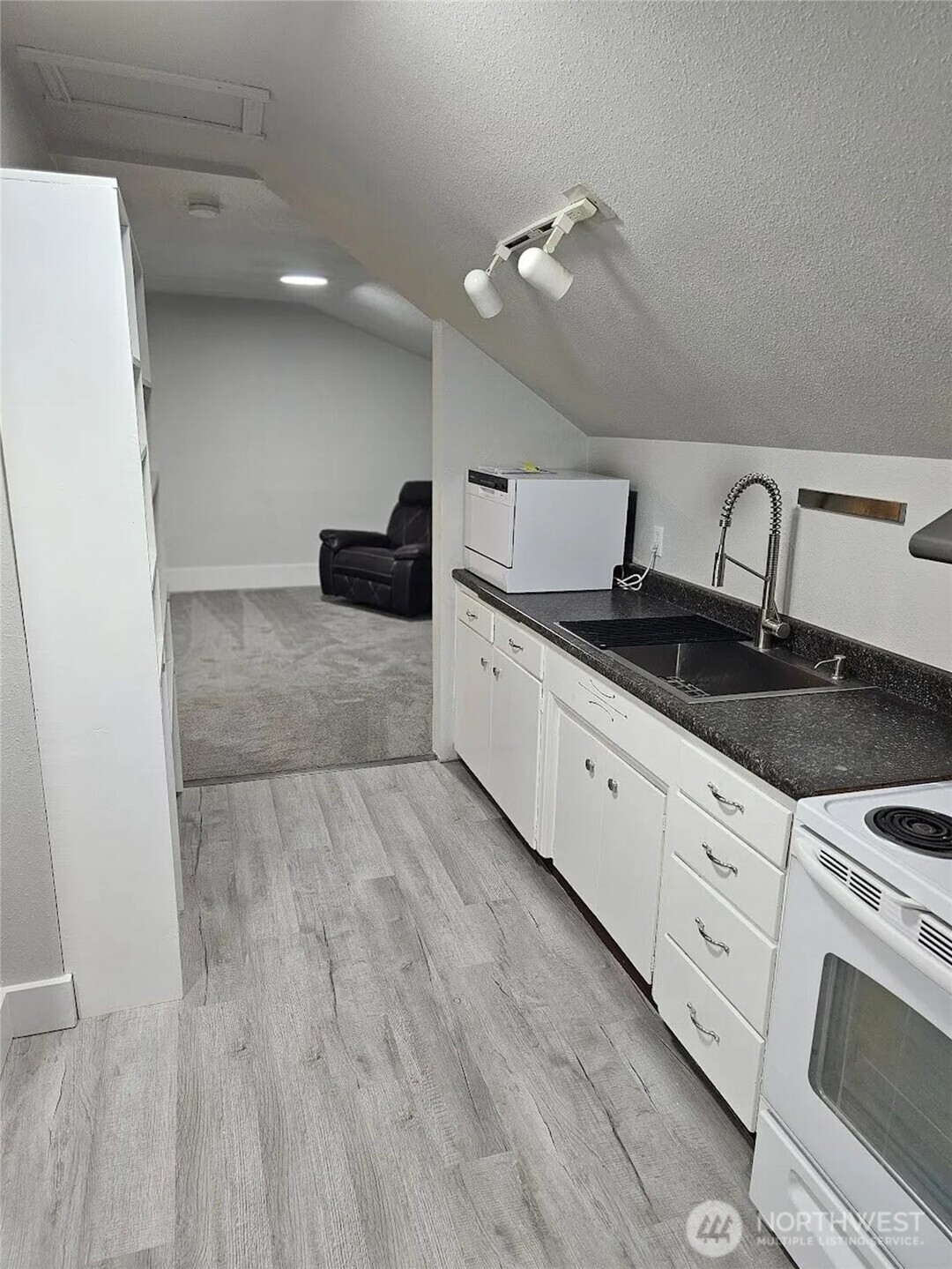 110 N Delaware Avenue A/b Property Photo 23