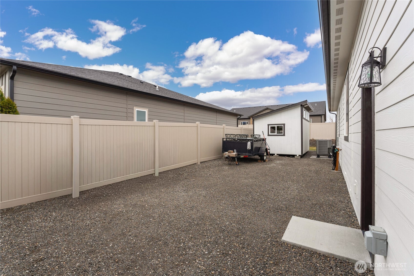 2663 7th Street Property Photo 27