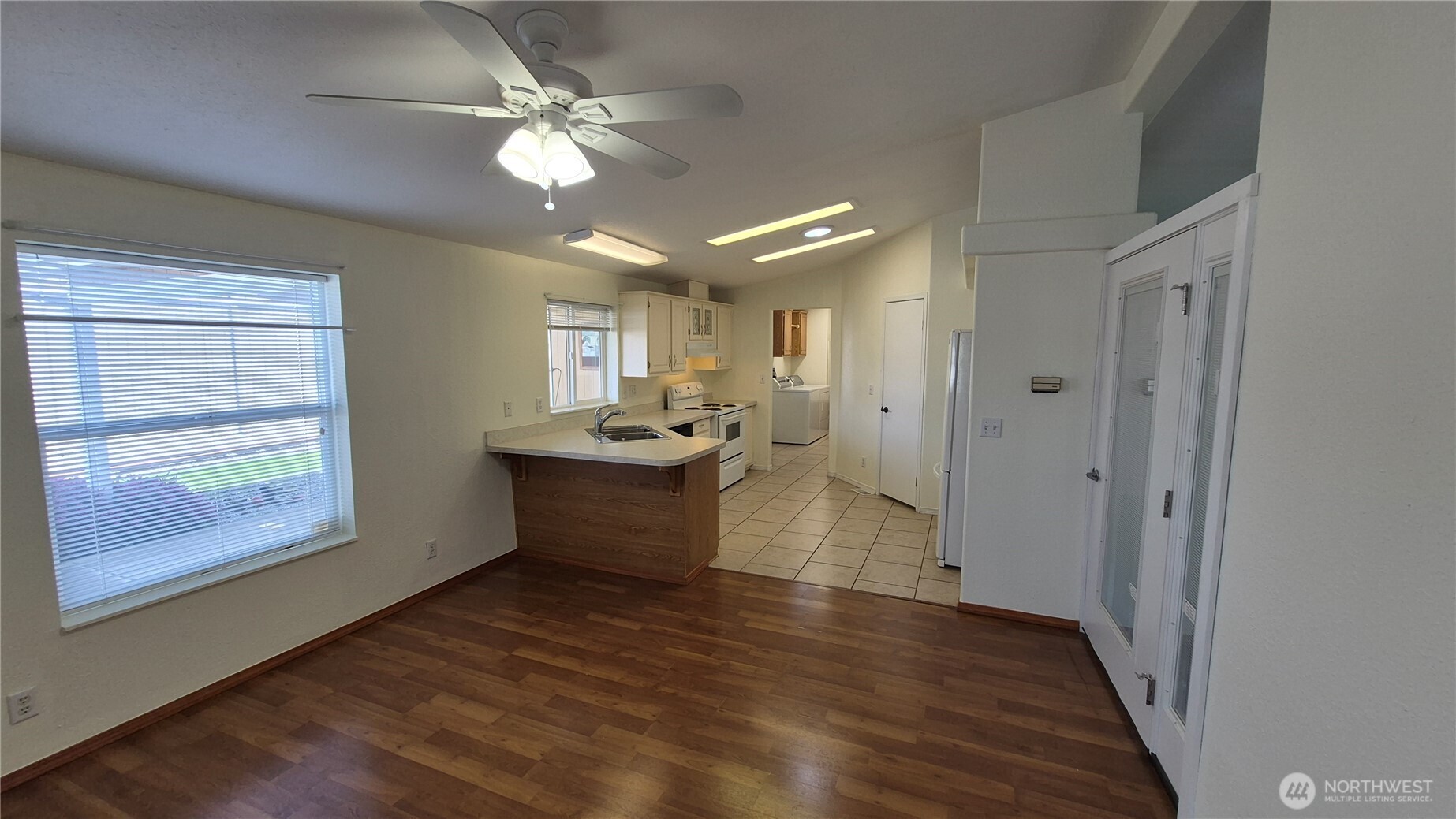 1918 Harrison Avenue 34 Property Photo 6