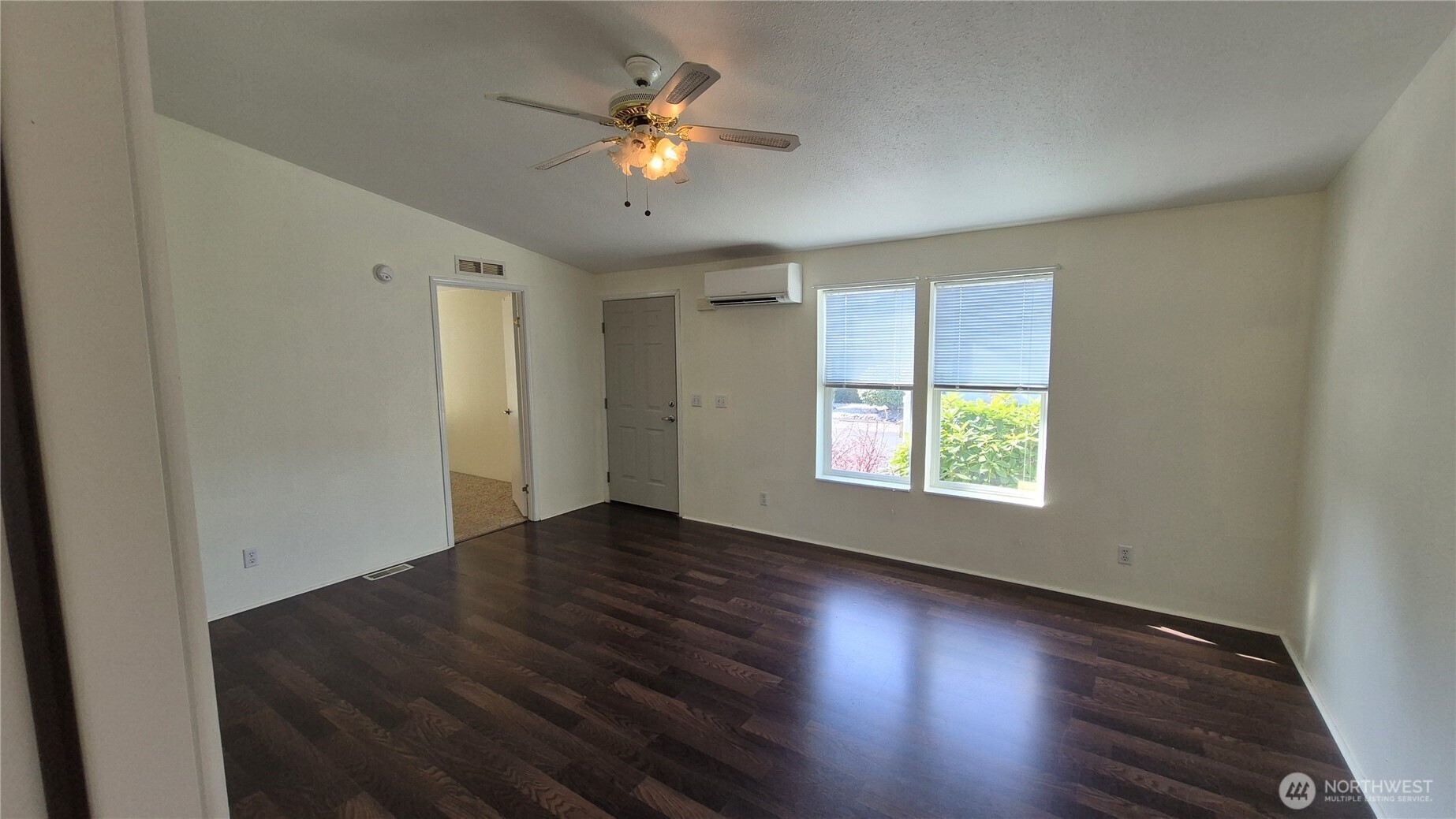 1918 Harrison Avenue 34 Property Photo 8