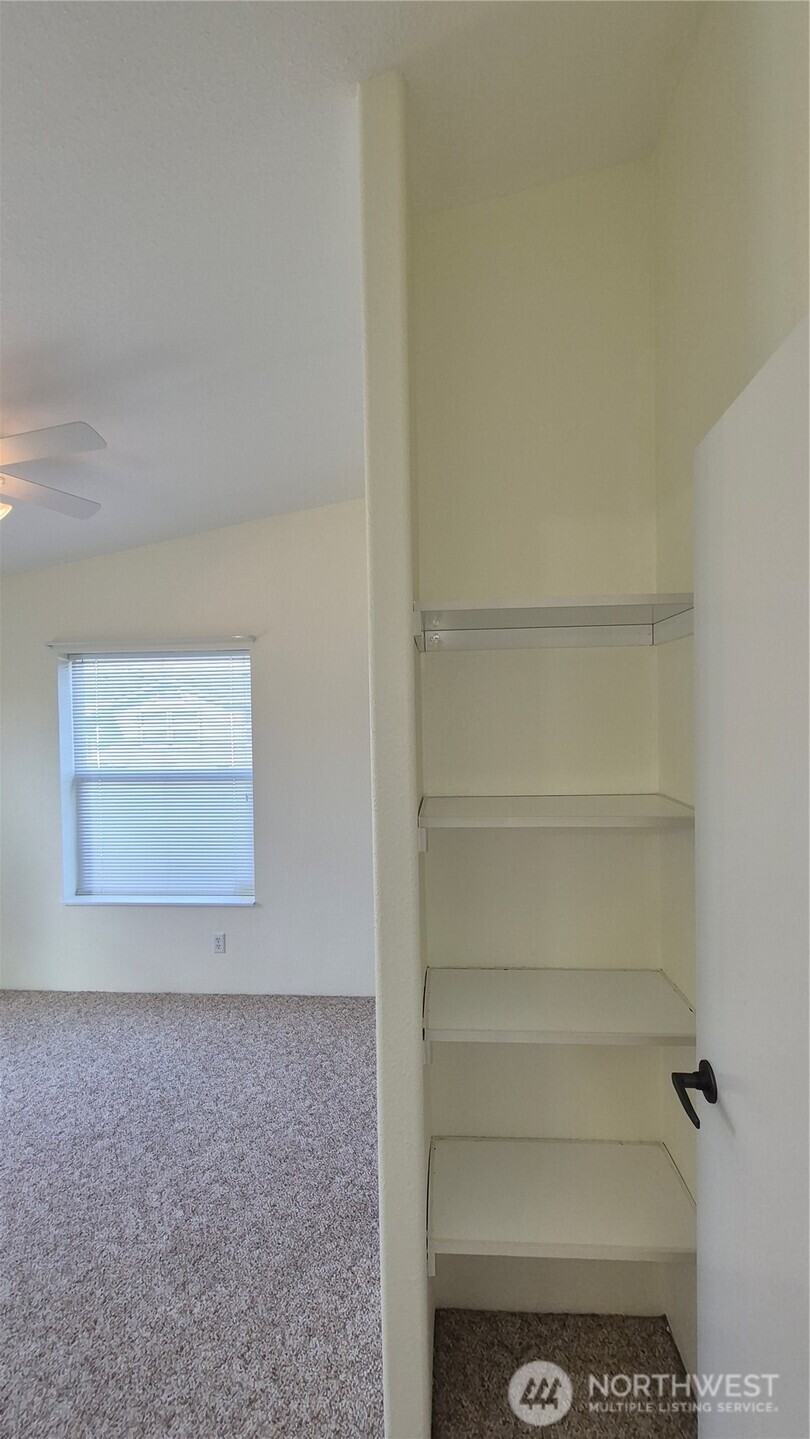 1918 Harrison Avenue 34 Property Photo 15