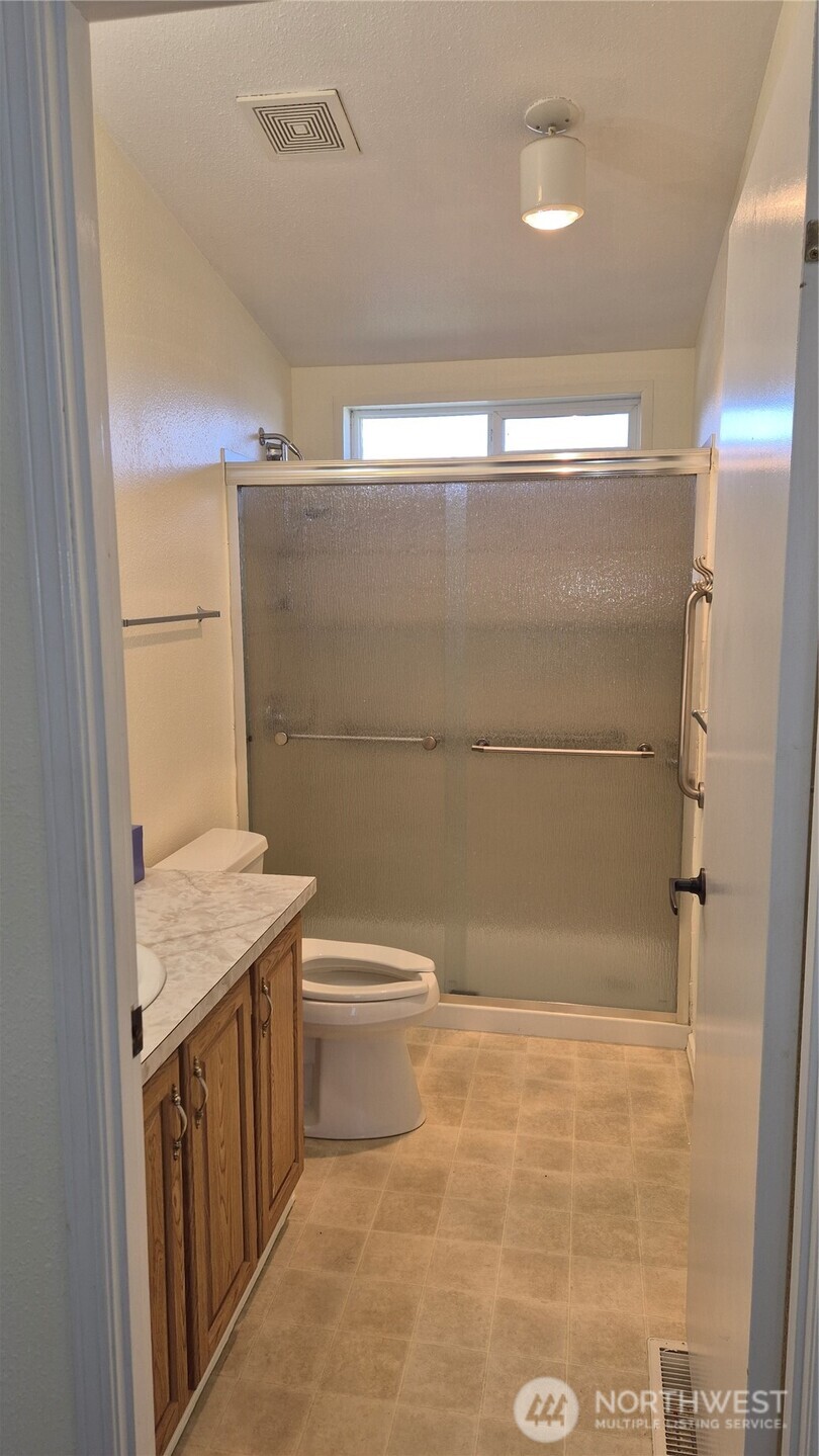 1918 Harrison Avenue 34 Property Photo 17