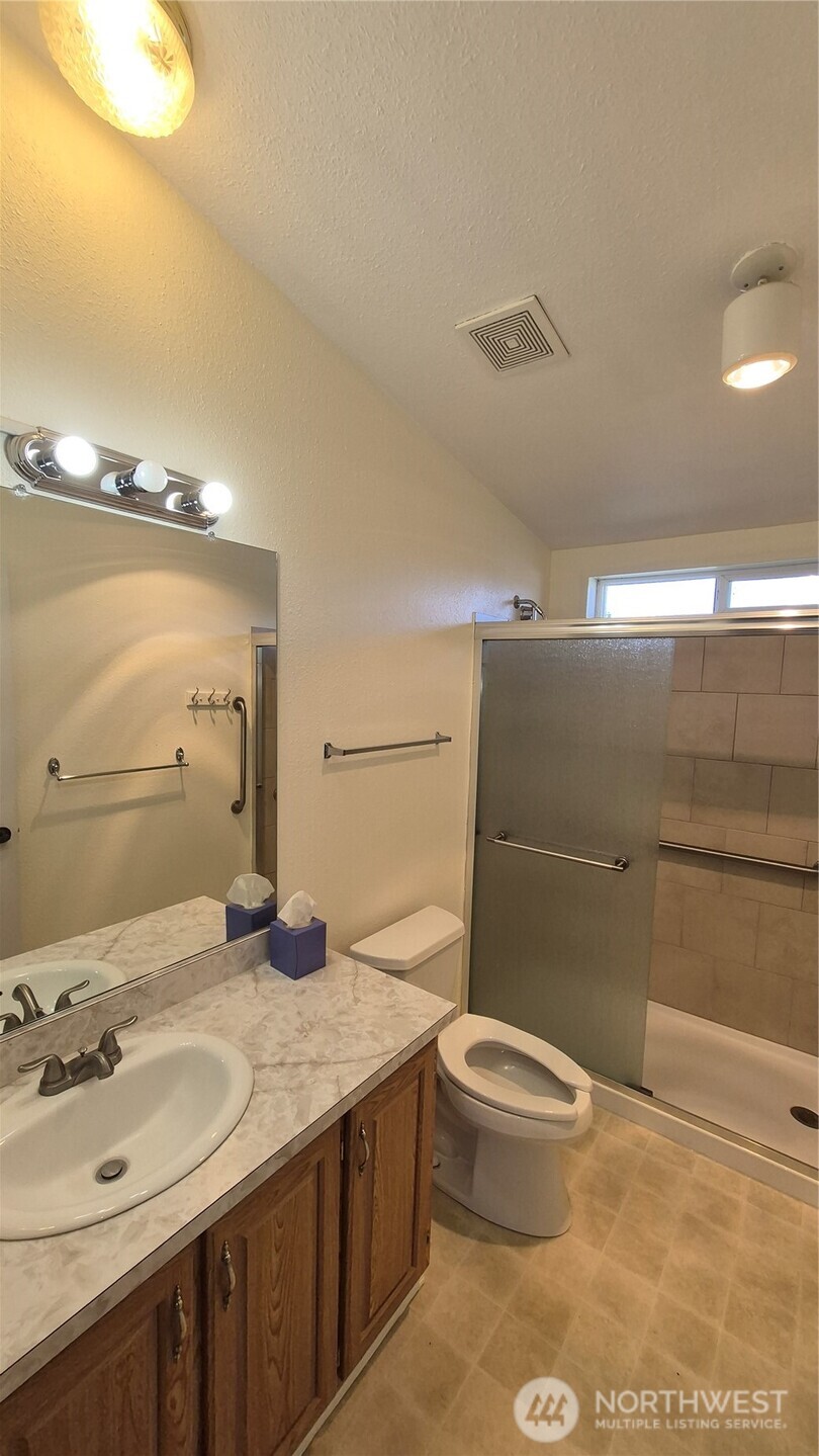 1918 Harrison Avenue 34 Property Photo 18
