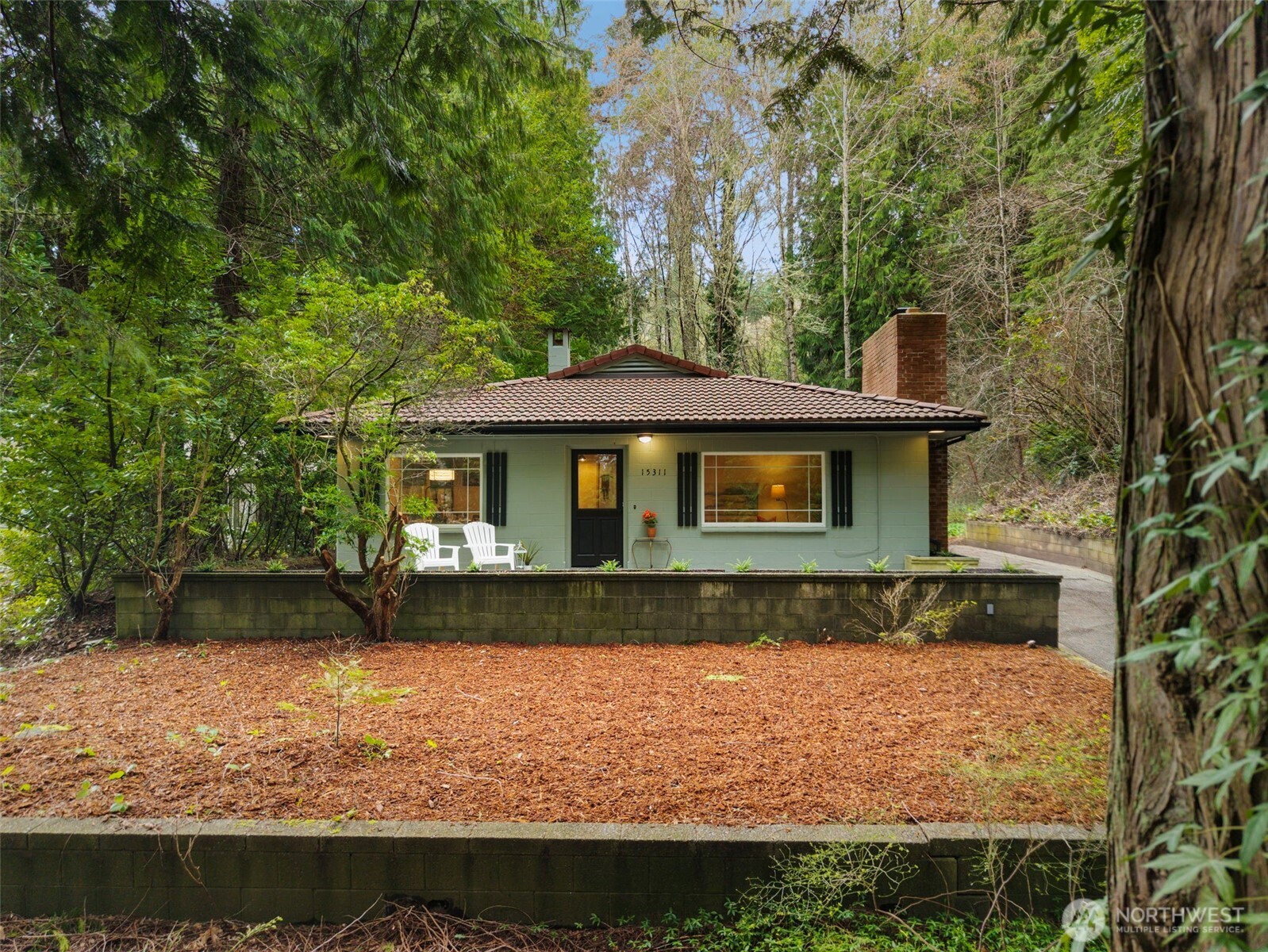 15311 Sandy Hook Road Property Photo 2