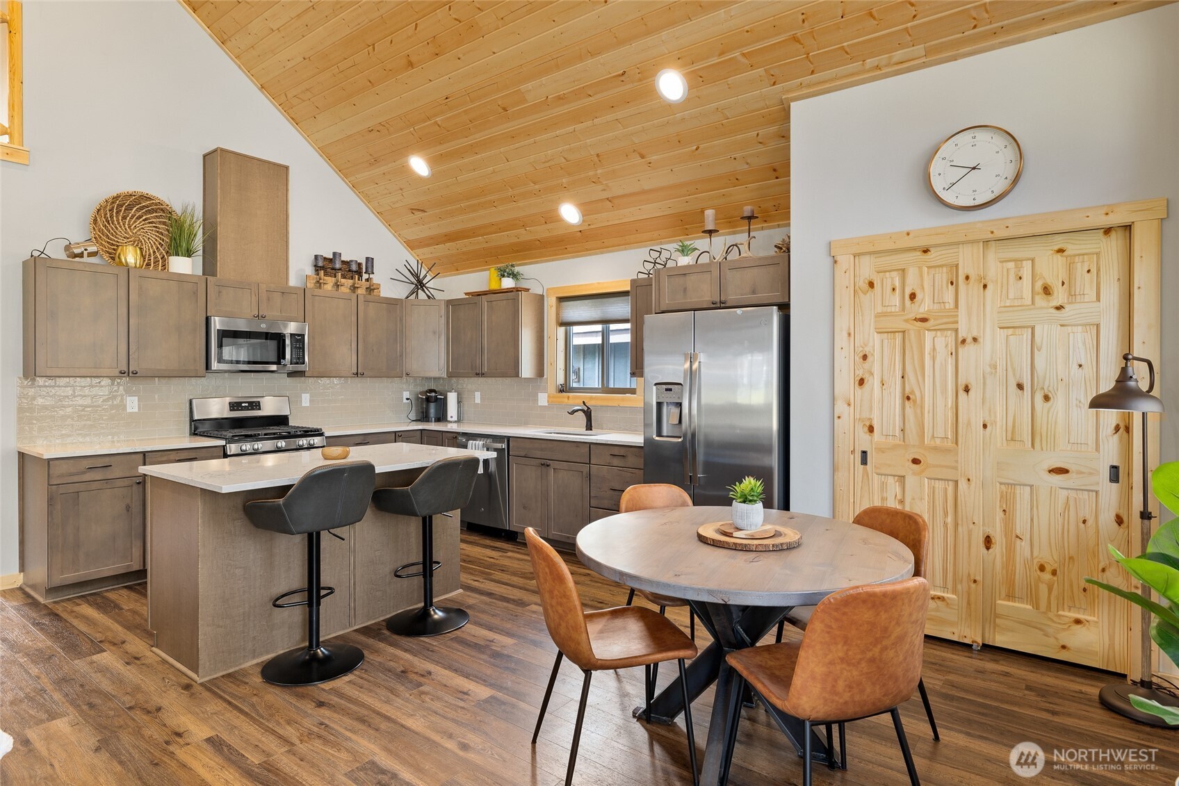 330 Rockberry Loop Property Photo 8