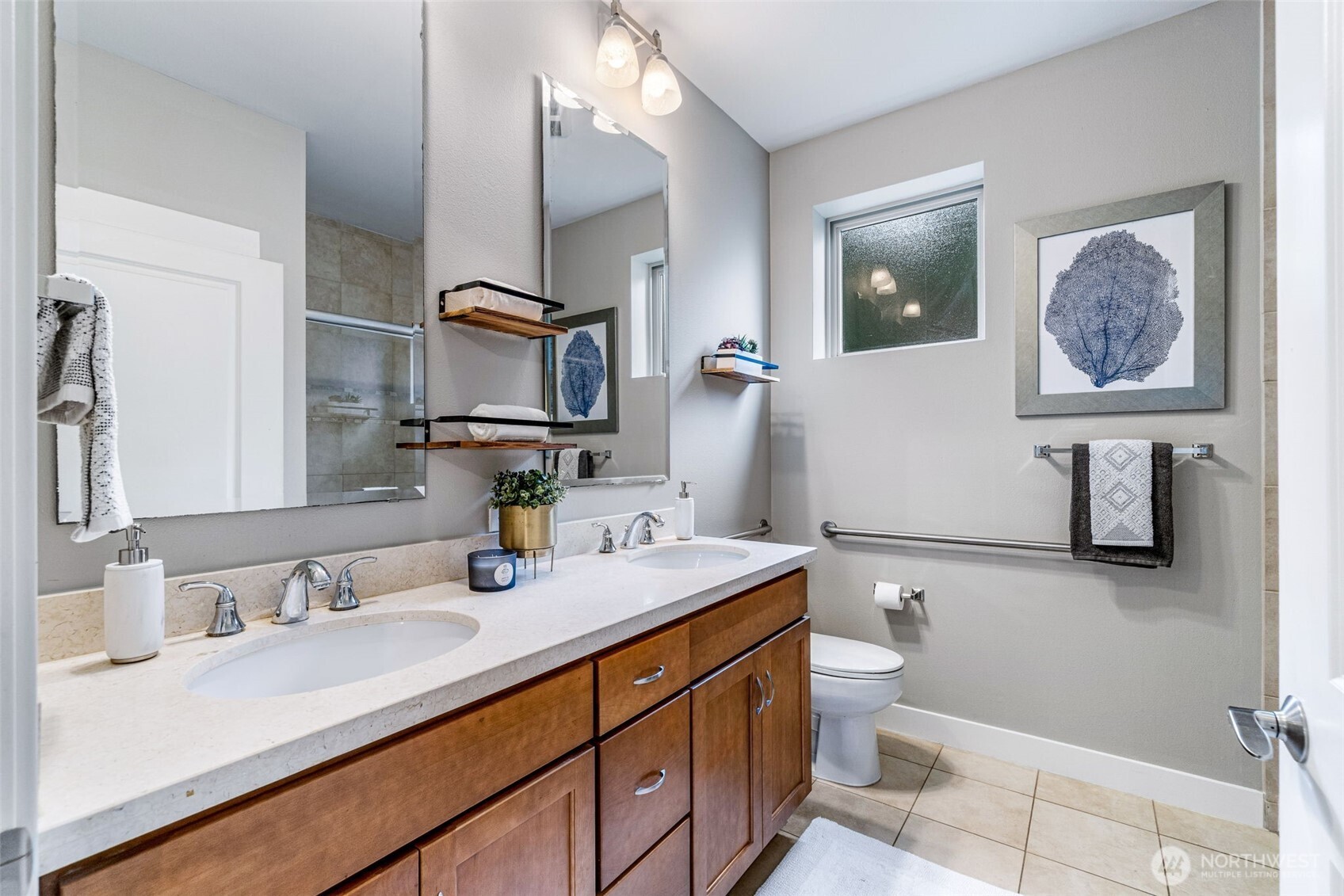 15700 116th Avenue 102-a Property Photo 17
