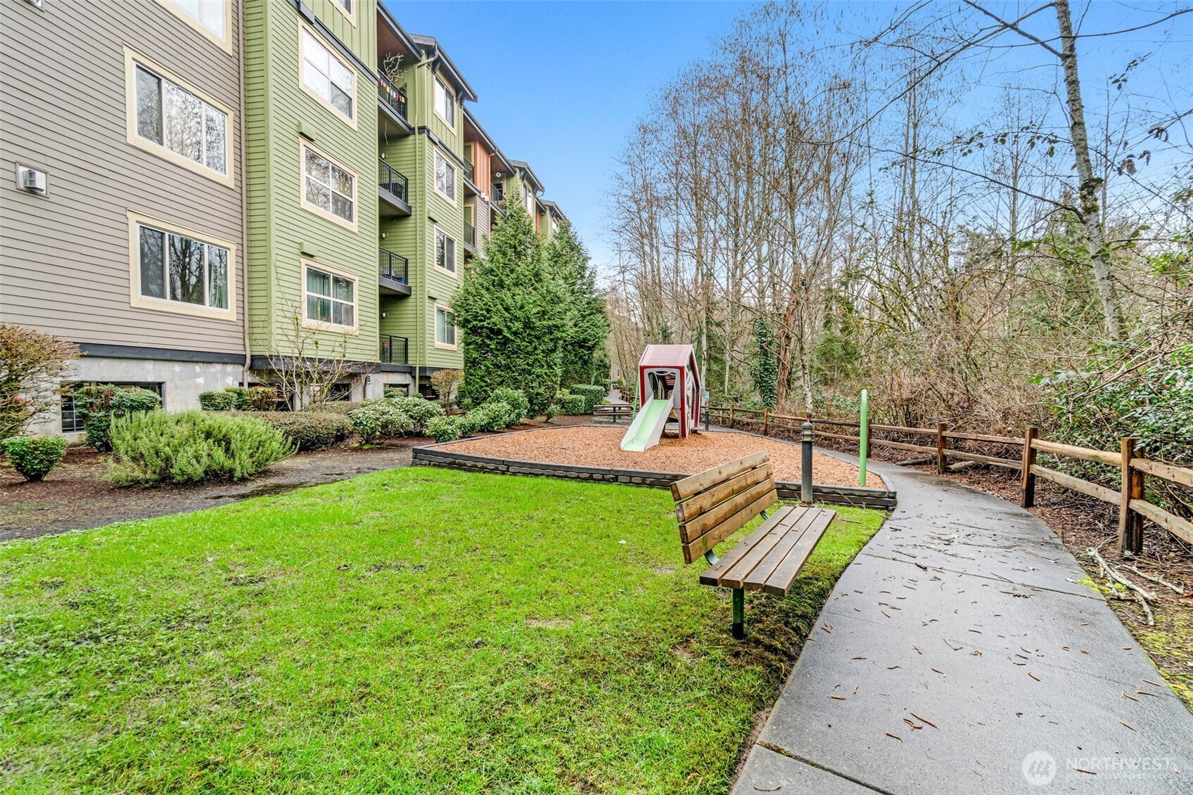 15700 116th Avenue 102-a Property Photo 28