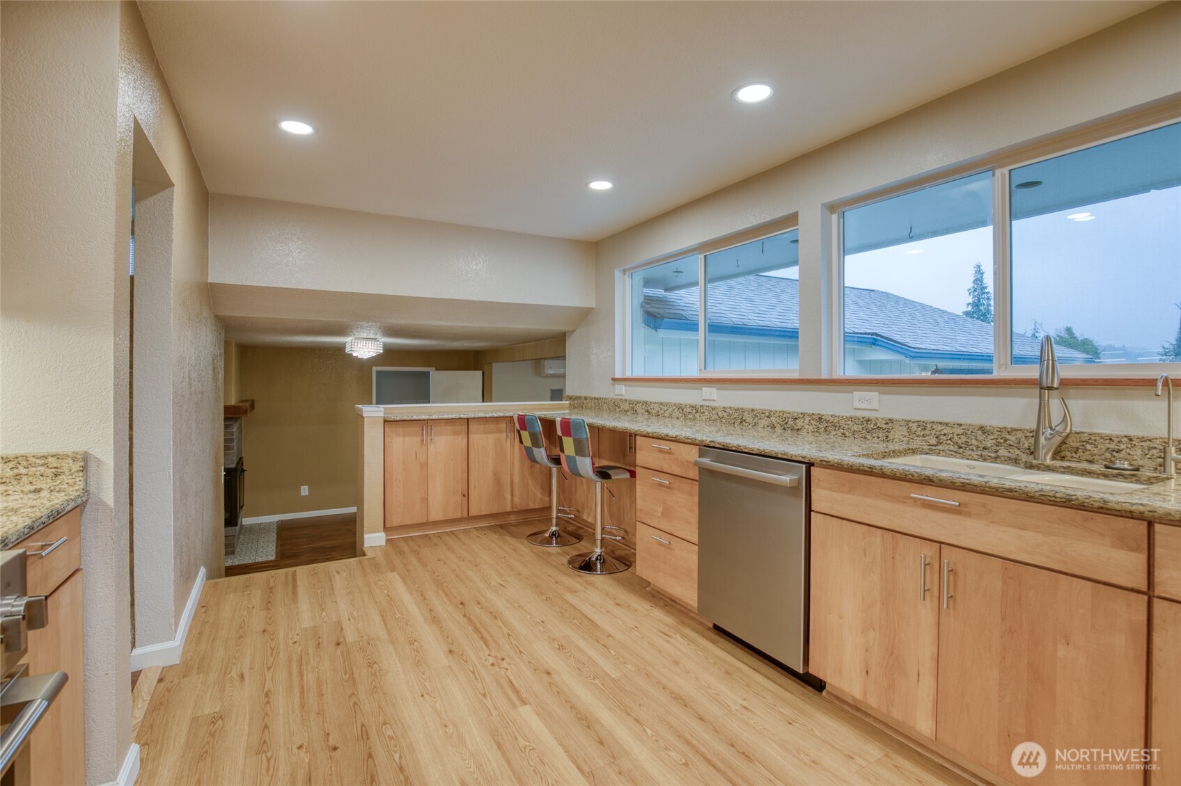 1120 N Fairfield Street Property Photo 14
