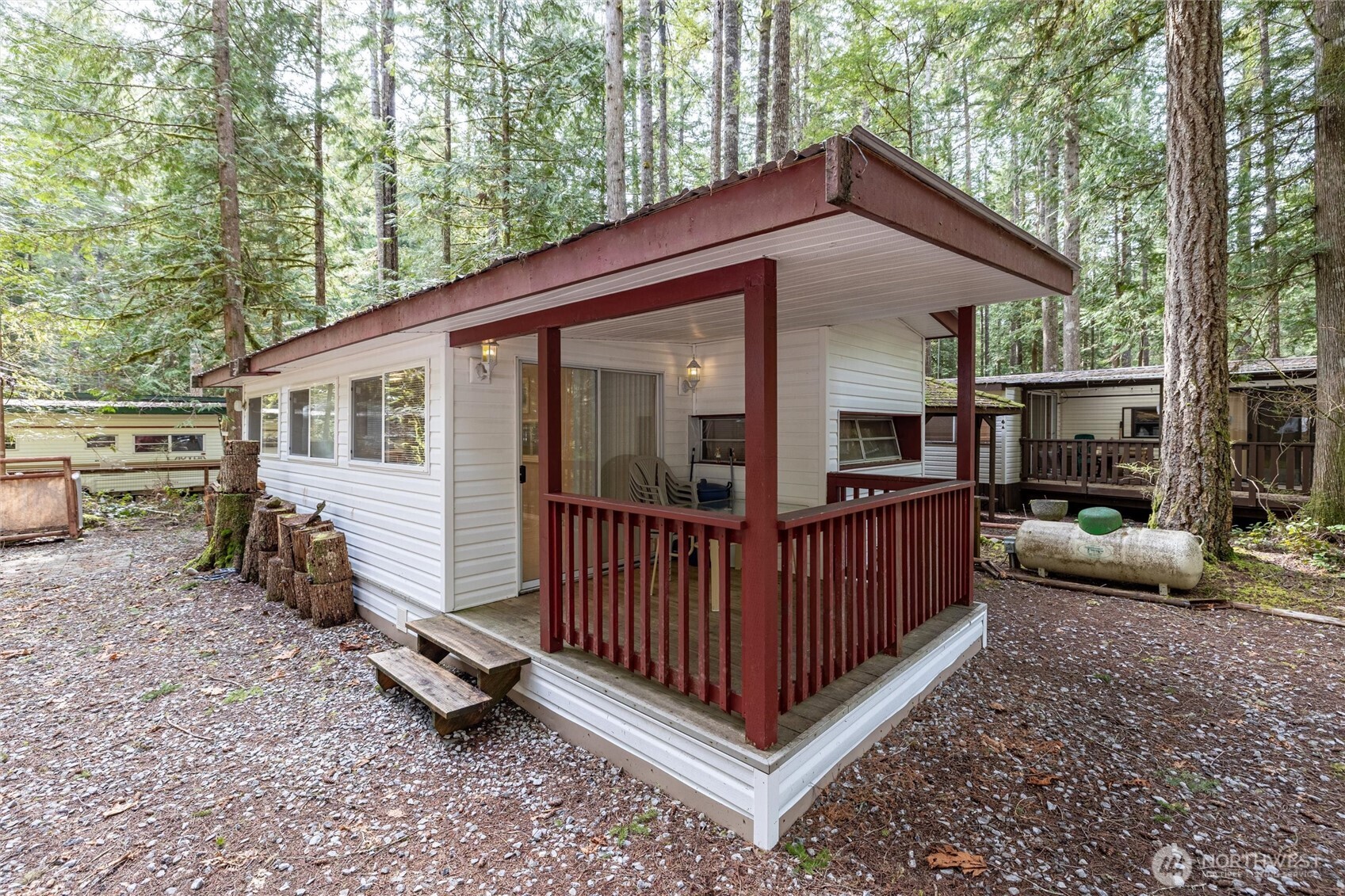 98 3 Sunset Circle Property Photo 1