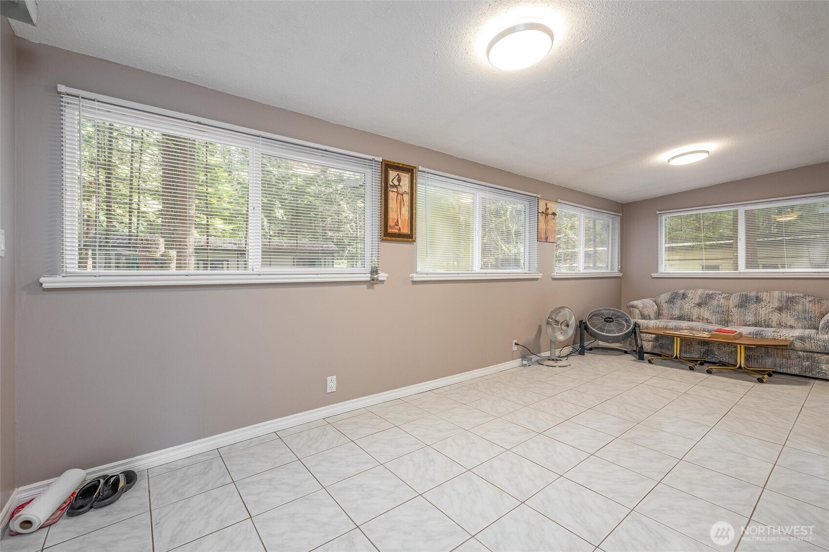 98 3 Sunset Circle Property Photo 4