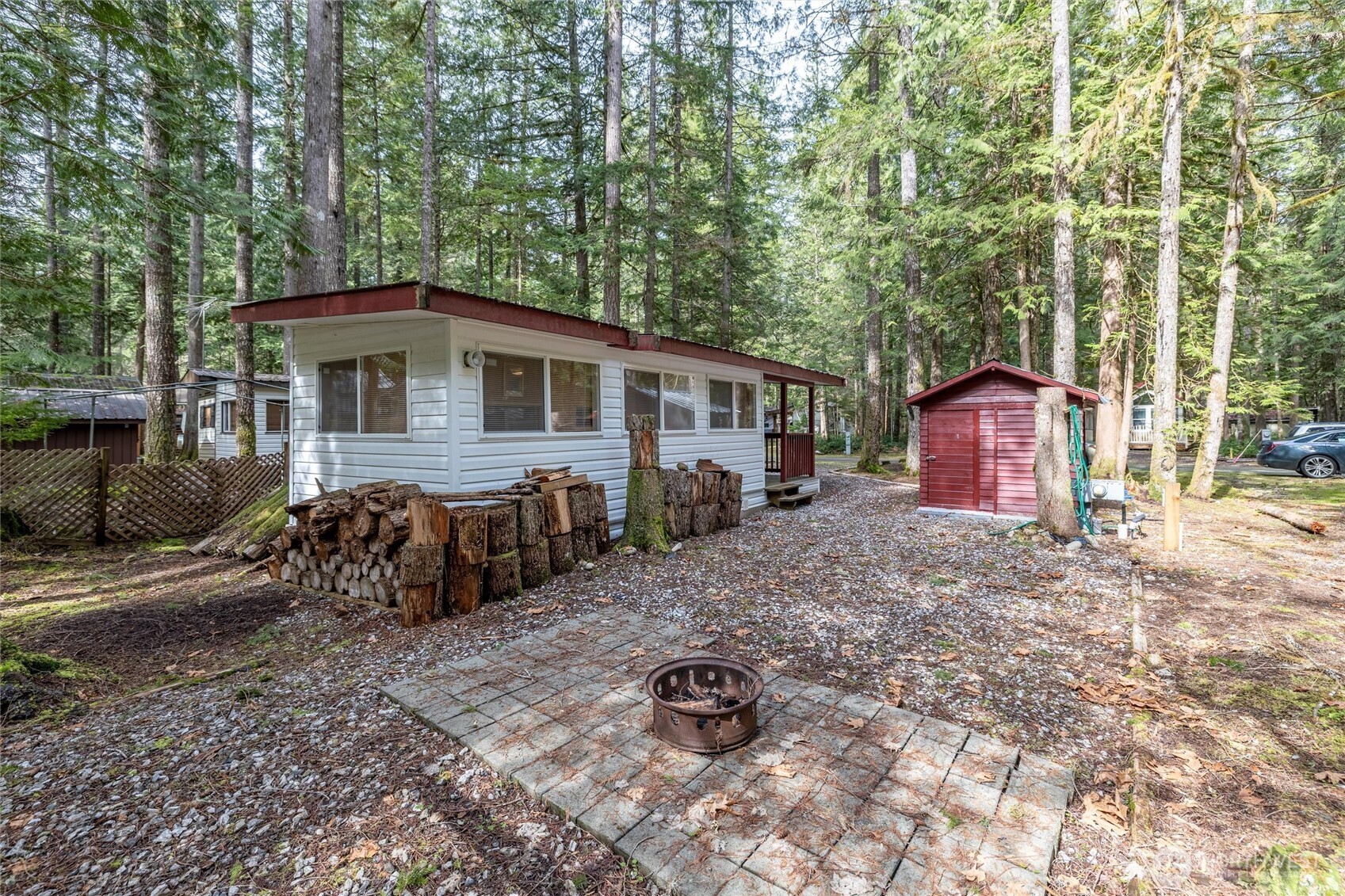 98 3 Sunset Circle Property Photo 12