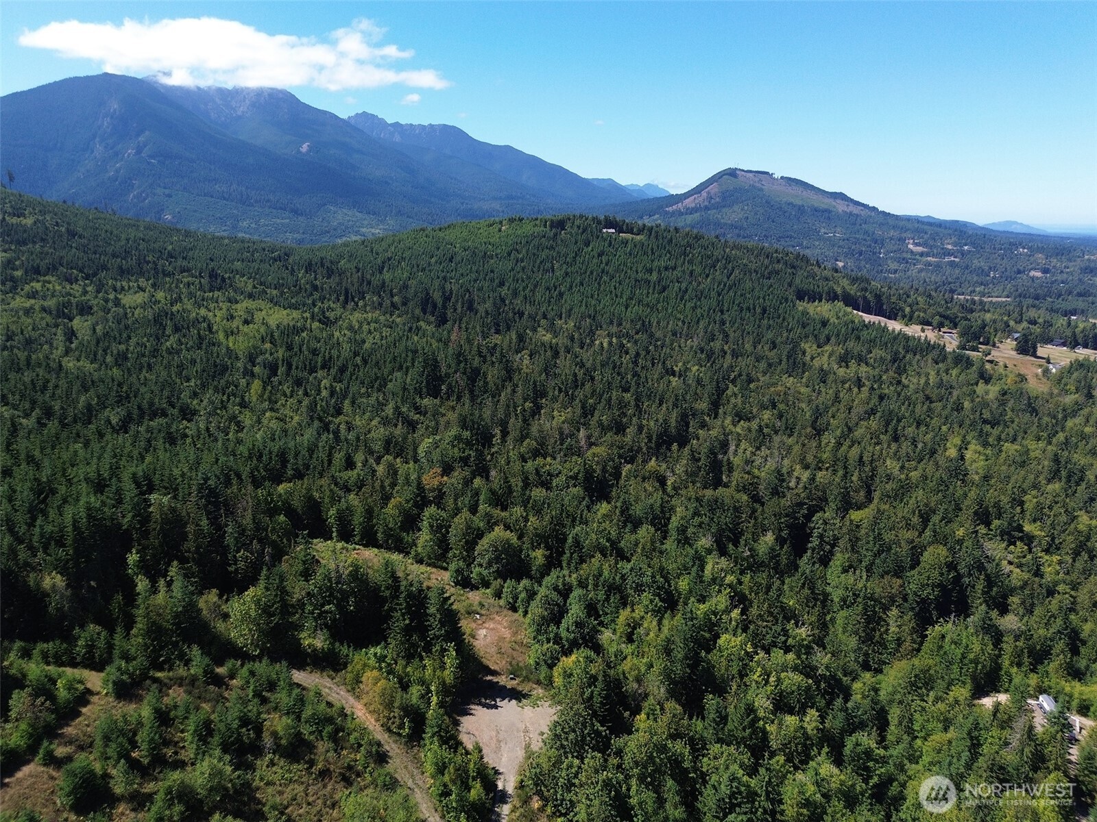 596 Watershed Property Photo 32