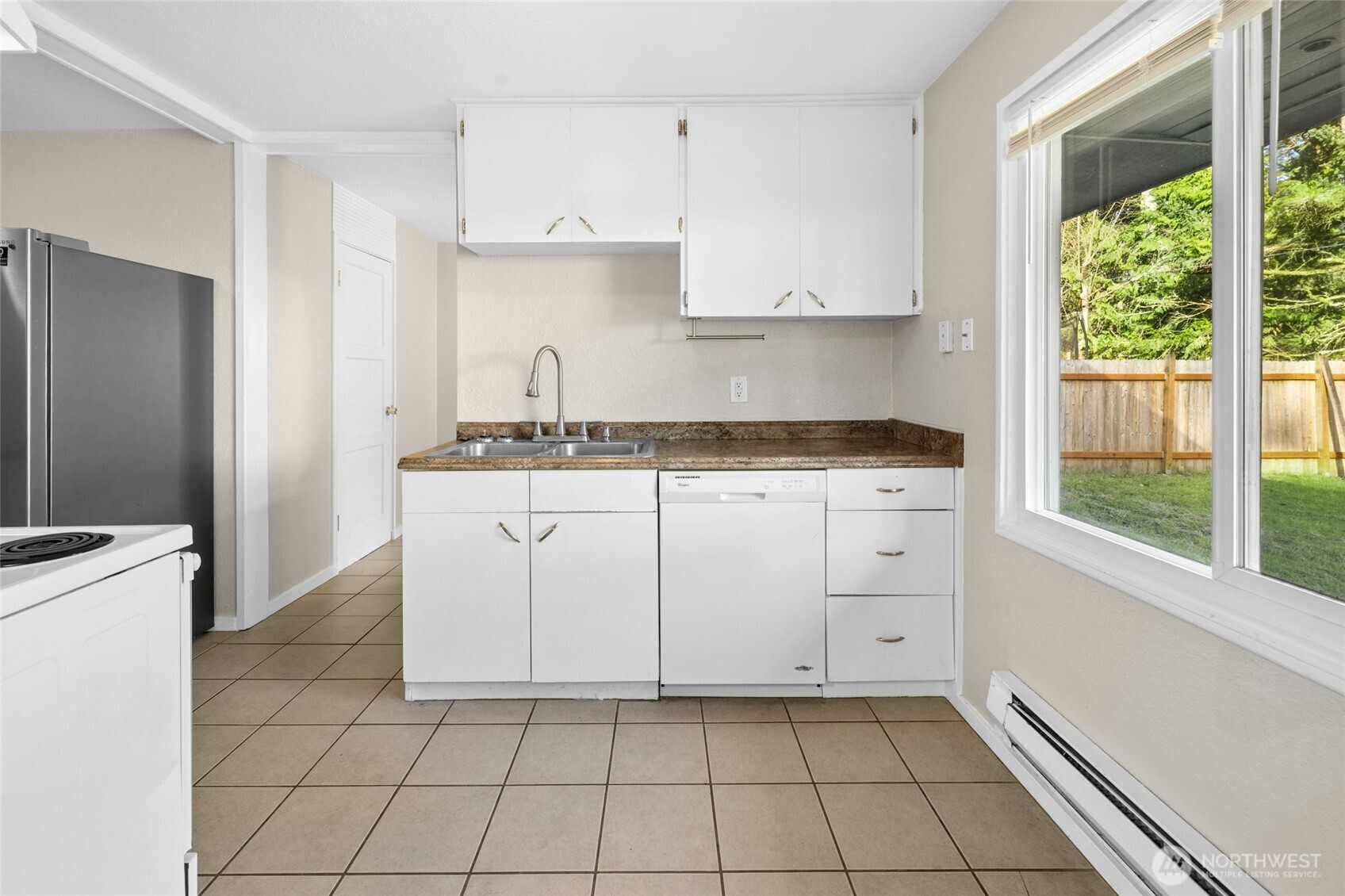 5726 5728 Tracyton Boulevard Property Photo 8