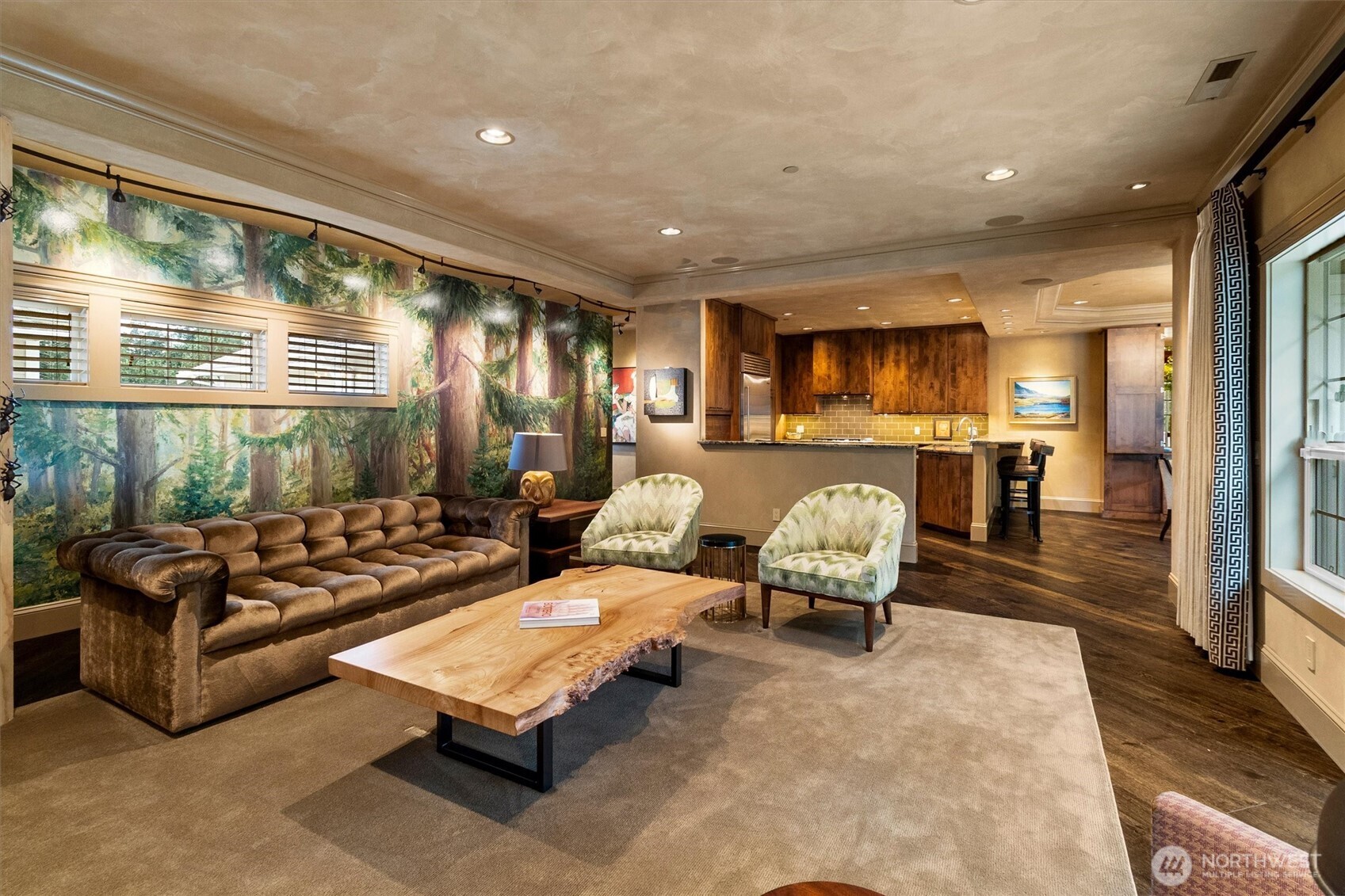 2305 Sundown Court Property Photo 4