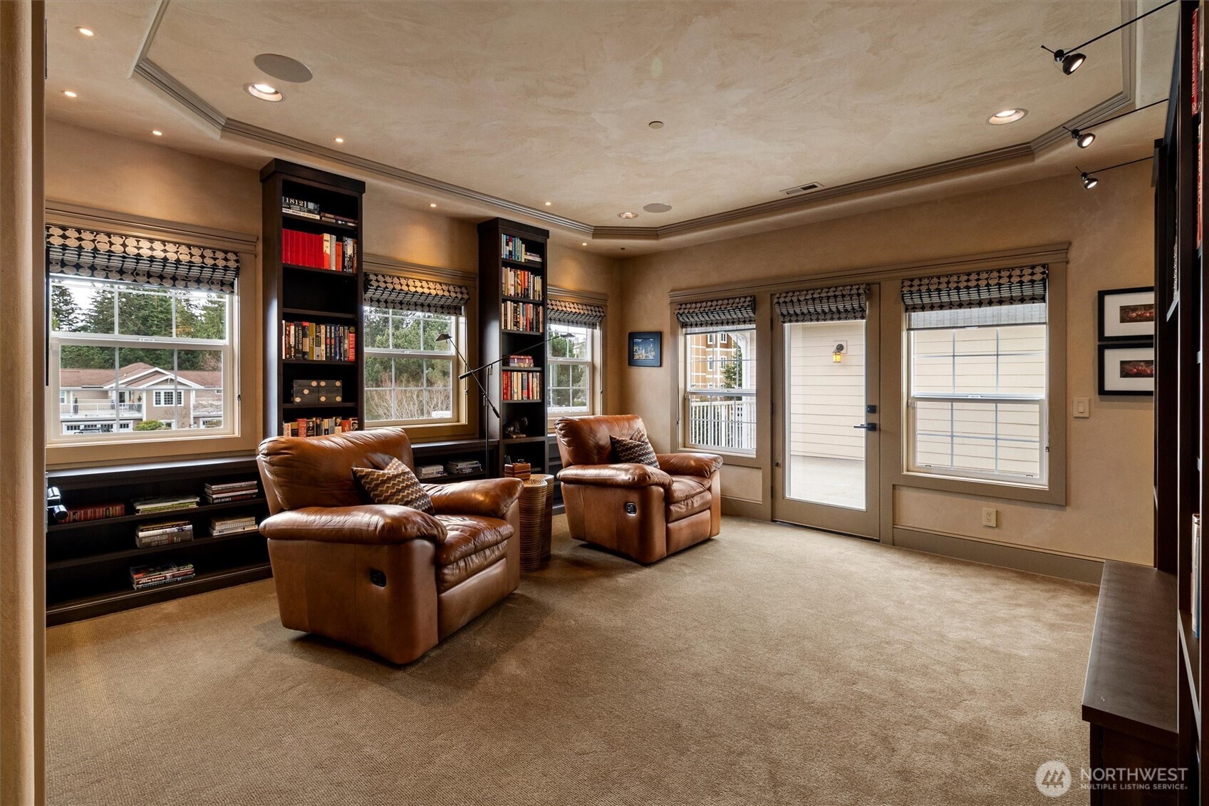 2305 Sundown Court Property Photo 20