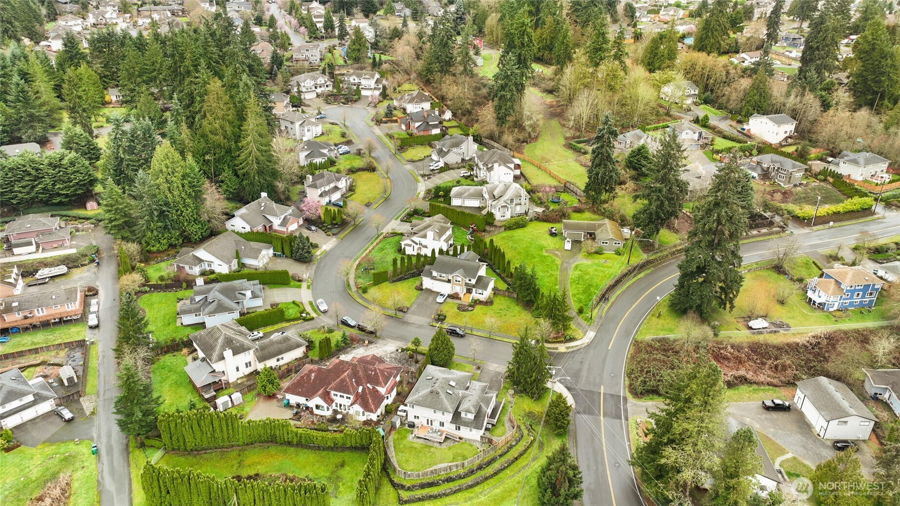 2494456 Property Photo 2