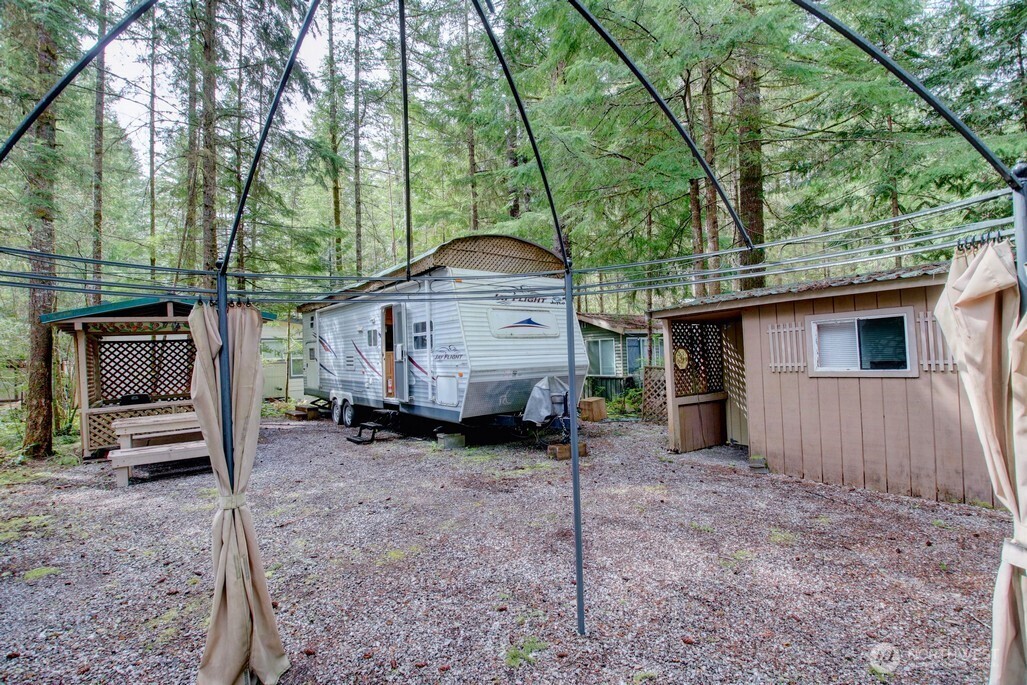 61 Christmas Tree Circle Property Photo 20