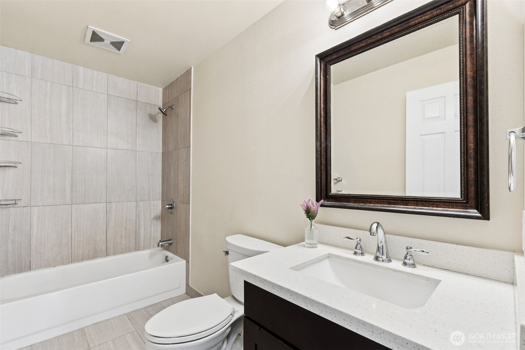 214 10th Avenue Property Photo 18