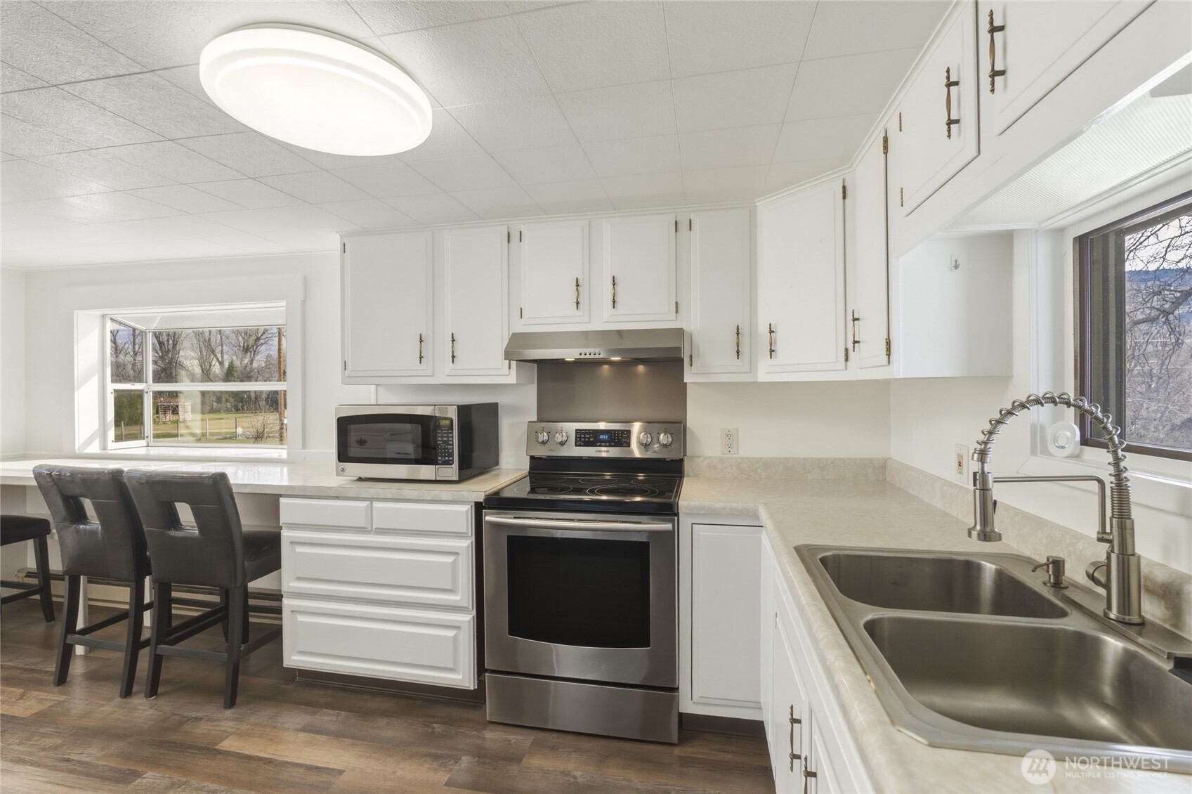5 Alaska Street Property Photo 11