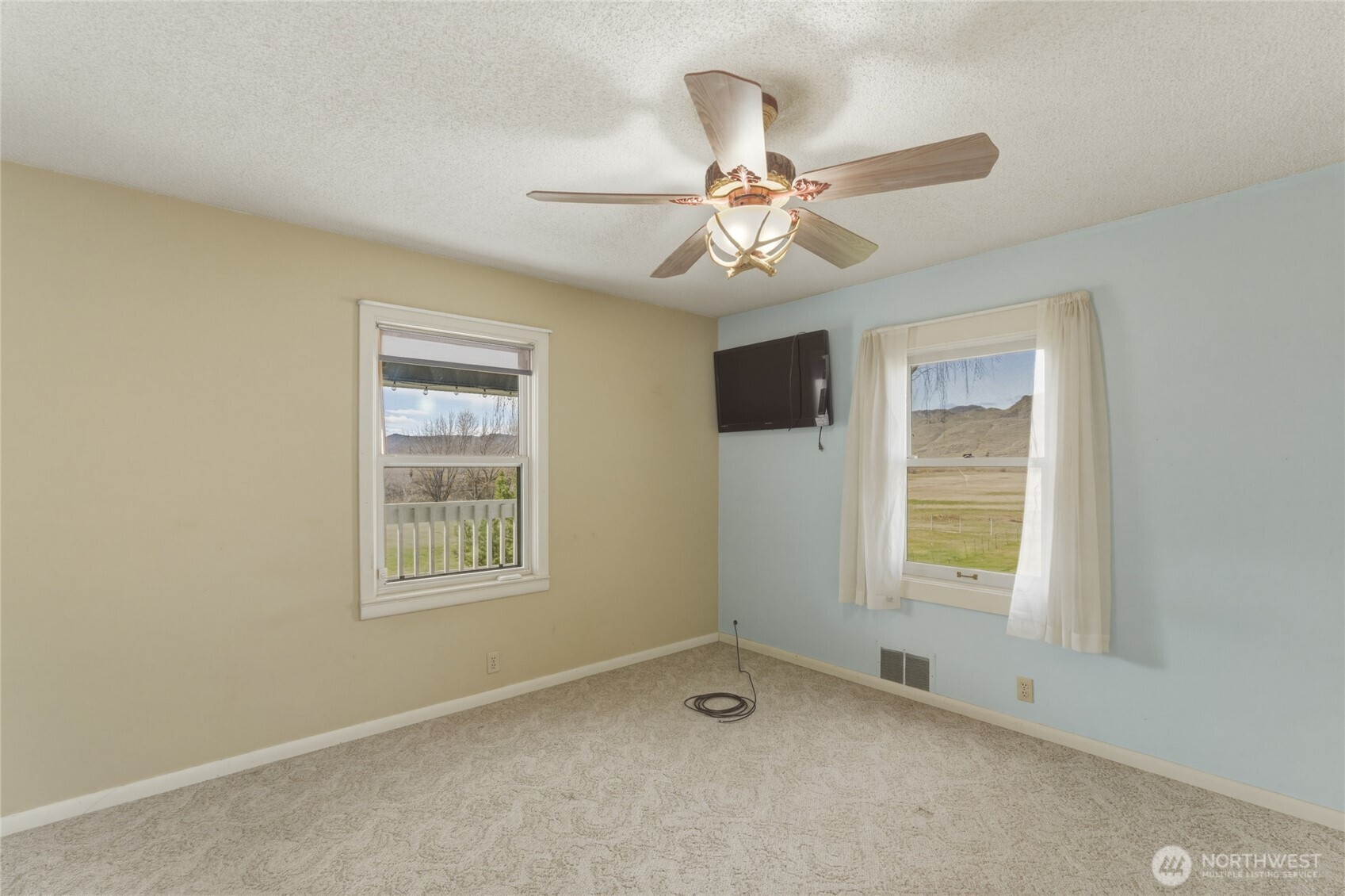 5 Alaska Street Property Photo 26