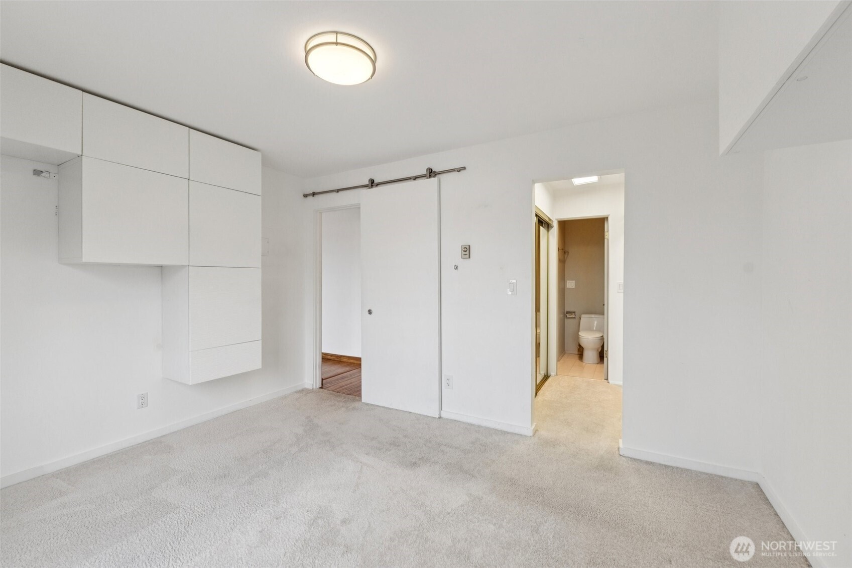 320 Melrose Avenue 403 Property Photo 18