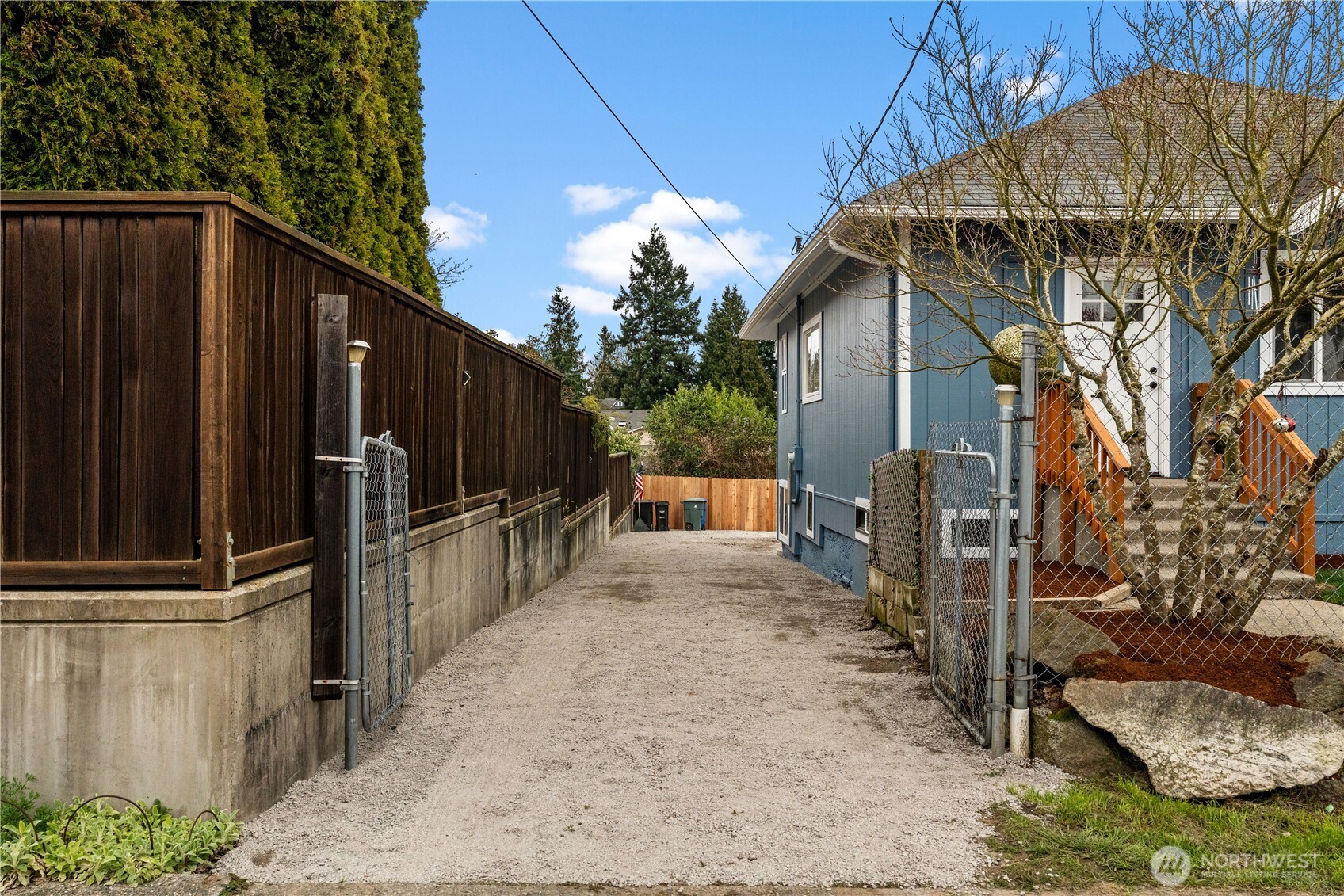 5518 39th Avenue Property Photo 4
