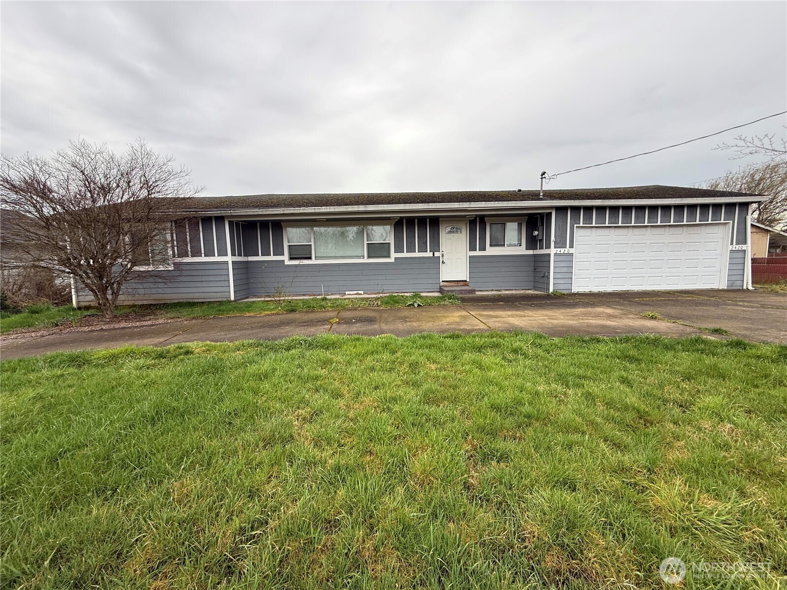 2420 38th Avenue Property Photo 1