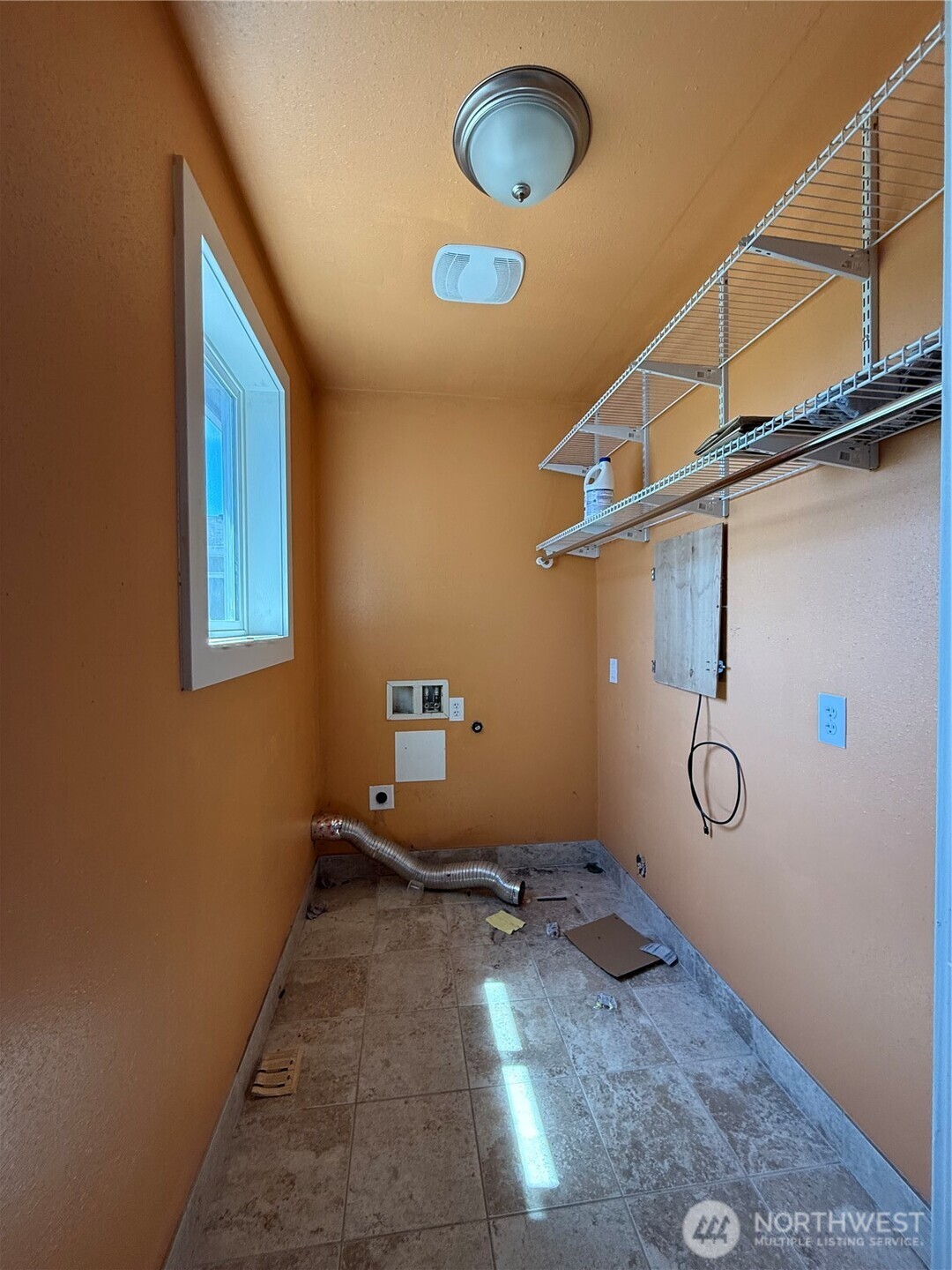 2420 38th Avenue Property Photo 8
