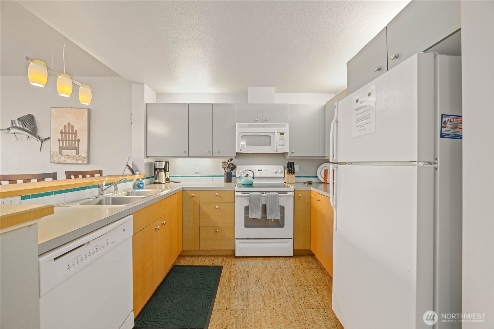 2220 W Woodin Avenue 106 Property Photo 10