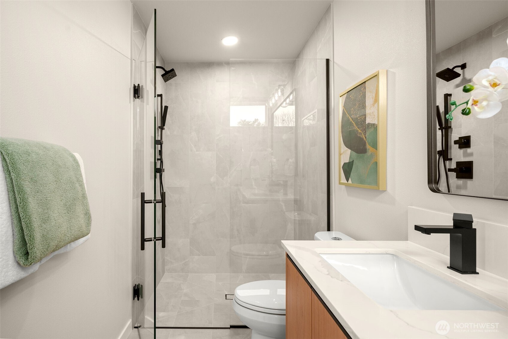 1125 A 10th Avenue Property Photo 12