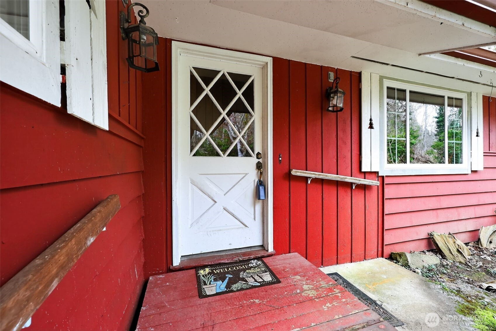 716 Garden Hill Rd Property Photo 4