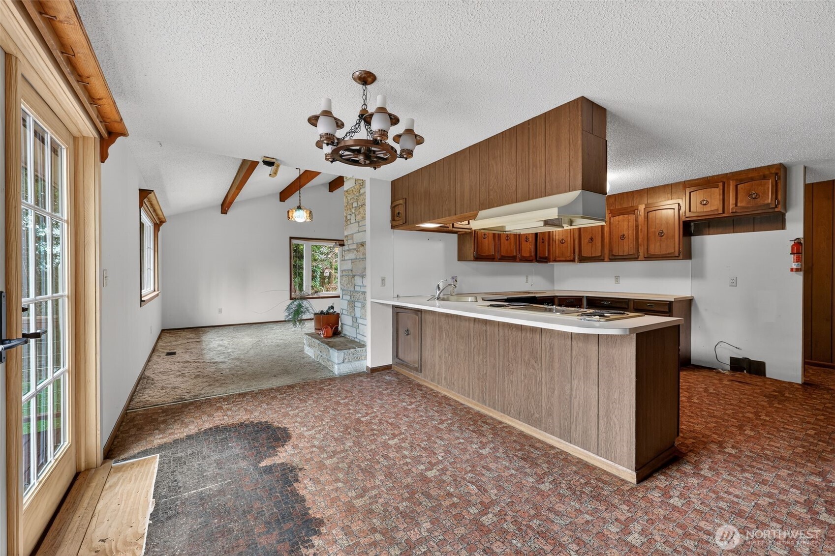 716 Garden Hill Rd Property Photo 10