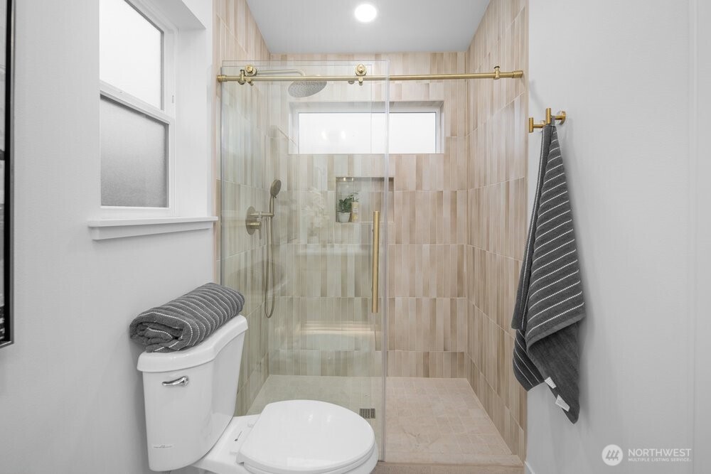 3215 22nd Avenue Property Photo 18