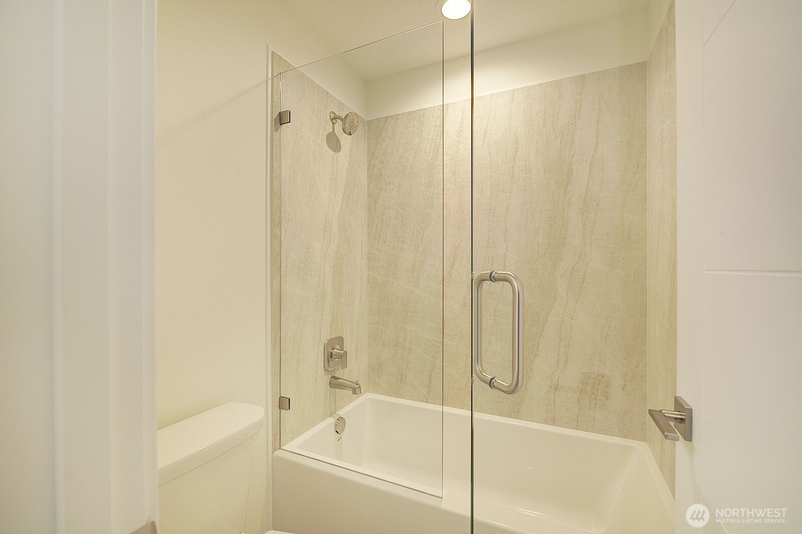 865 Front Street Property Photo 30