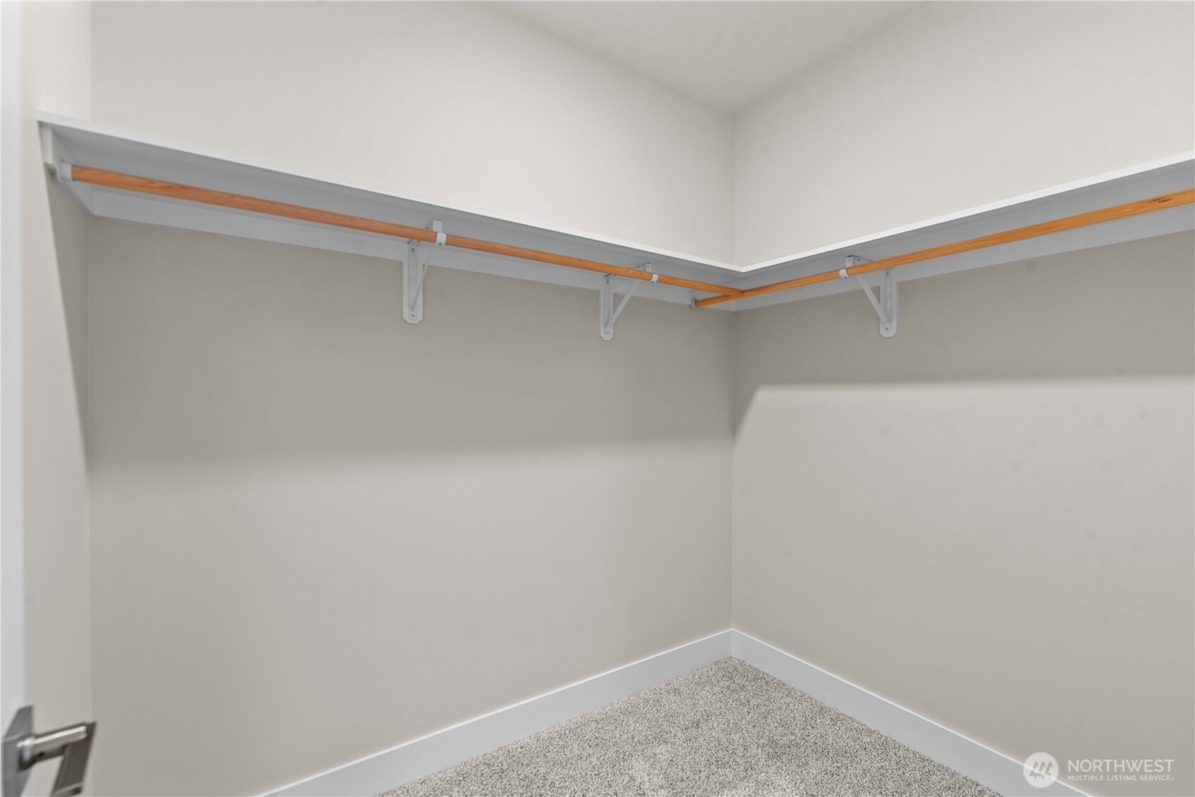 1030 Finch Lane E2 Property Photo 24