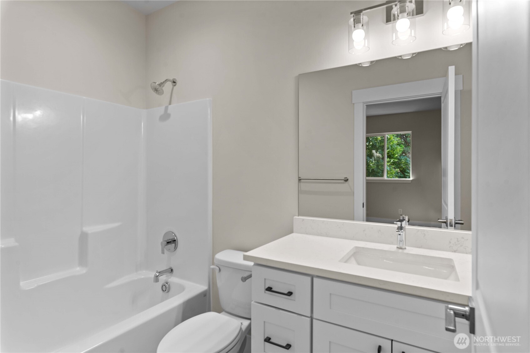 1030 Finch Lane E2 Property Photo 25