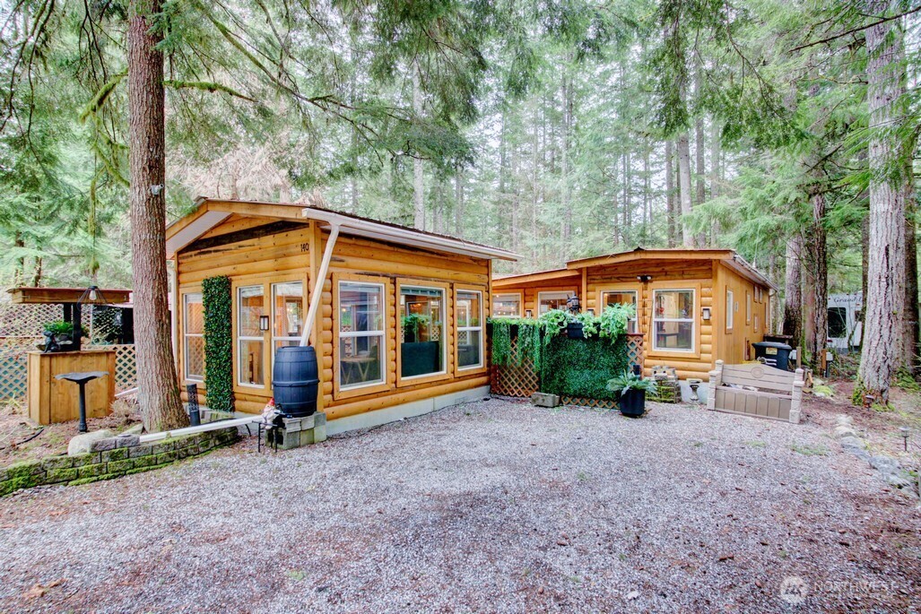 140 6 Chanterelle Drive Property Photo 1