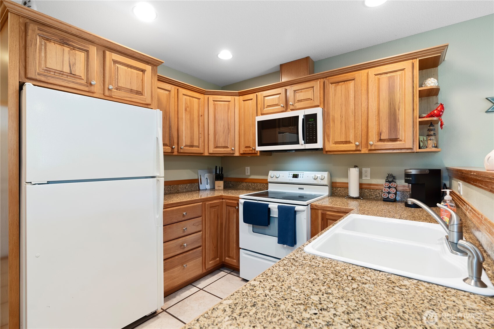 163 Ocean Boulevard Property Photo 6