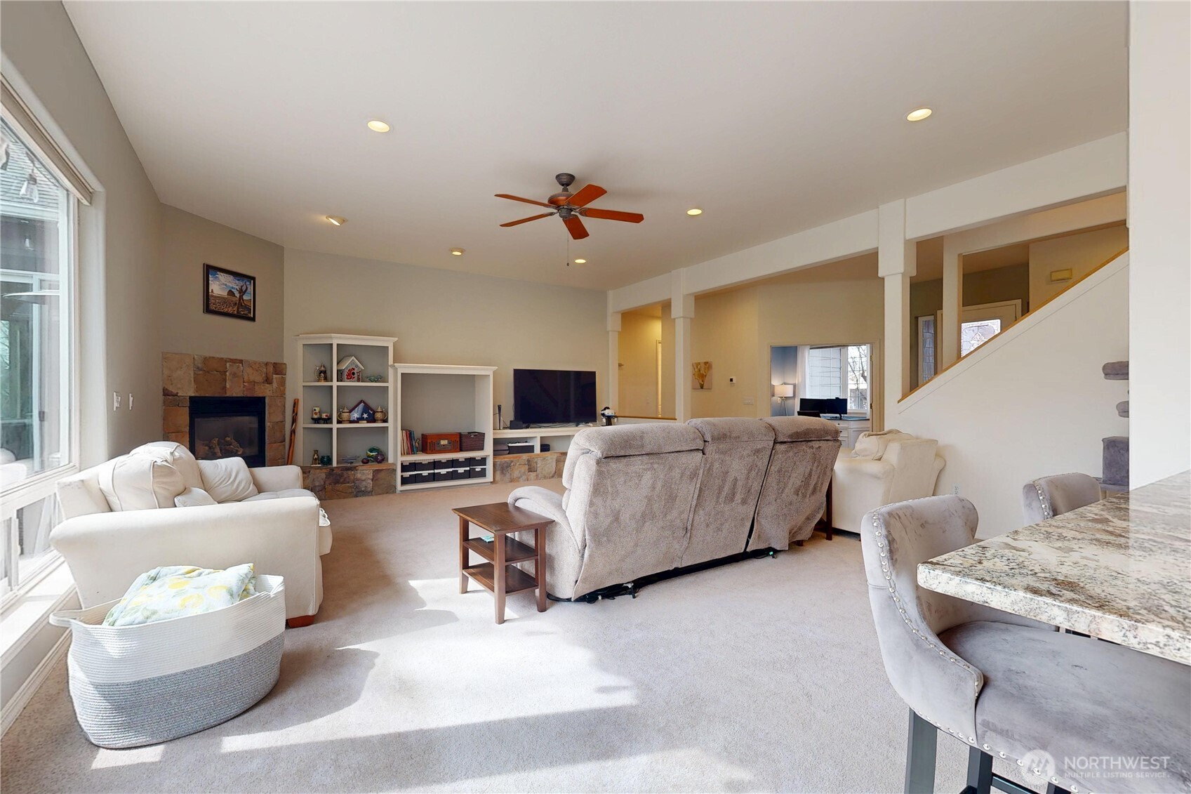 48 Parkwood Circle Property Photo 10