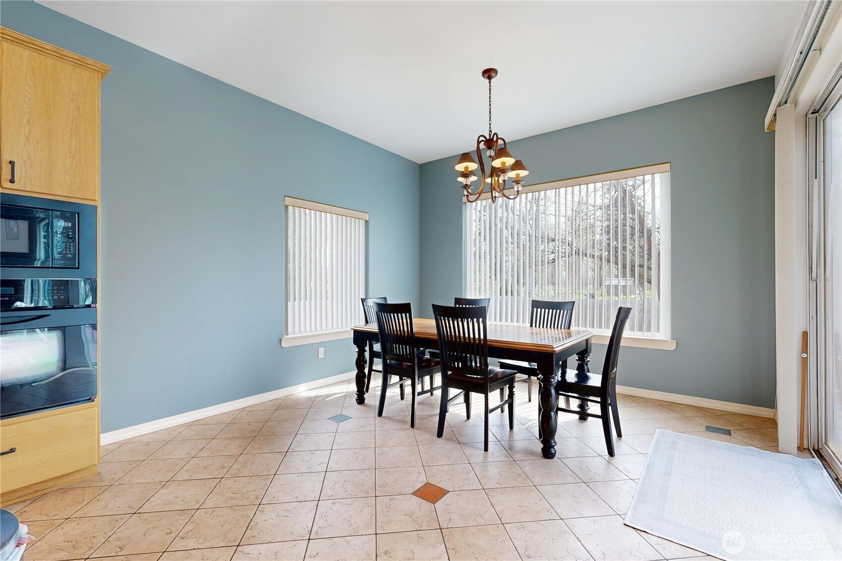 48 Parkwood Circle Property Photo 14