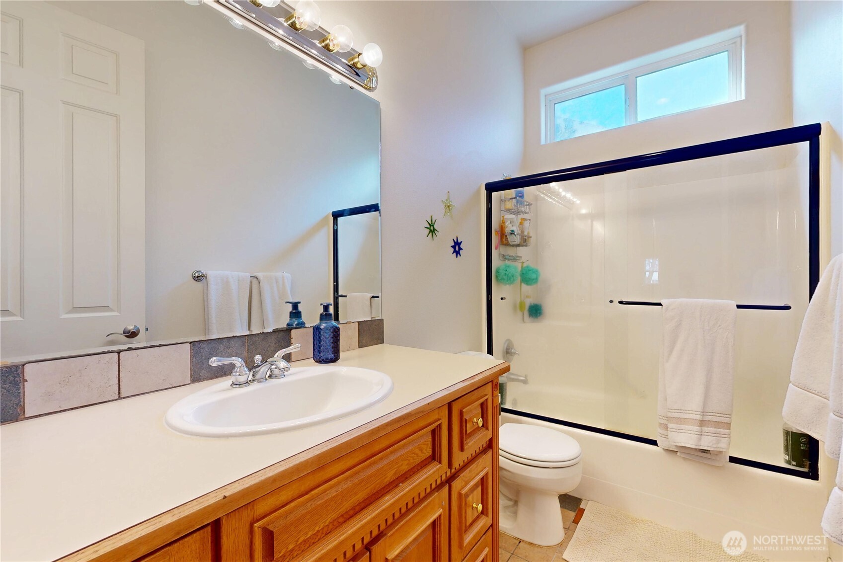 48 Parkwood Circle Property Photo 24