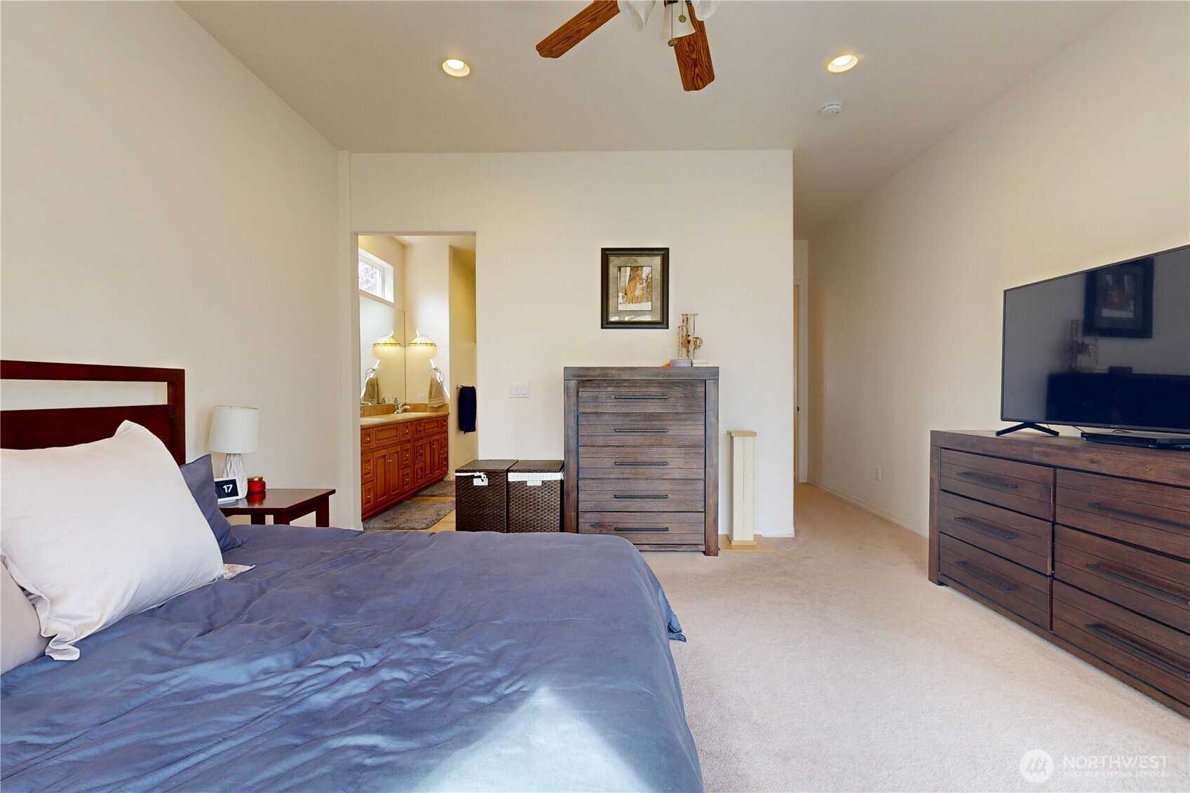 48 Parkwood Circle Property Photo 27
