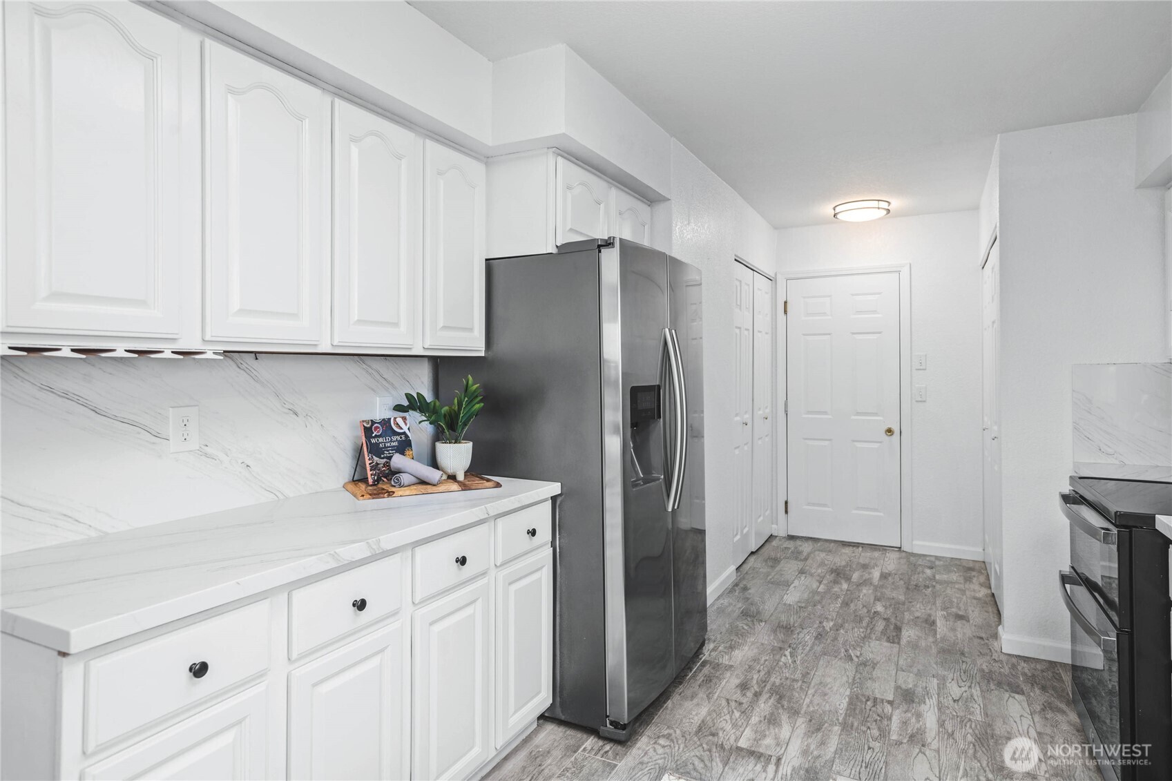 2104 Highland Drive Property Photo 11