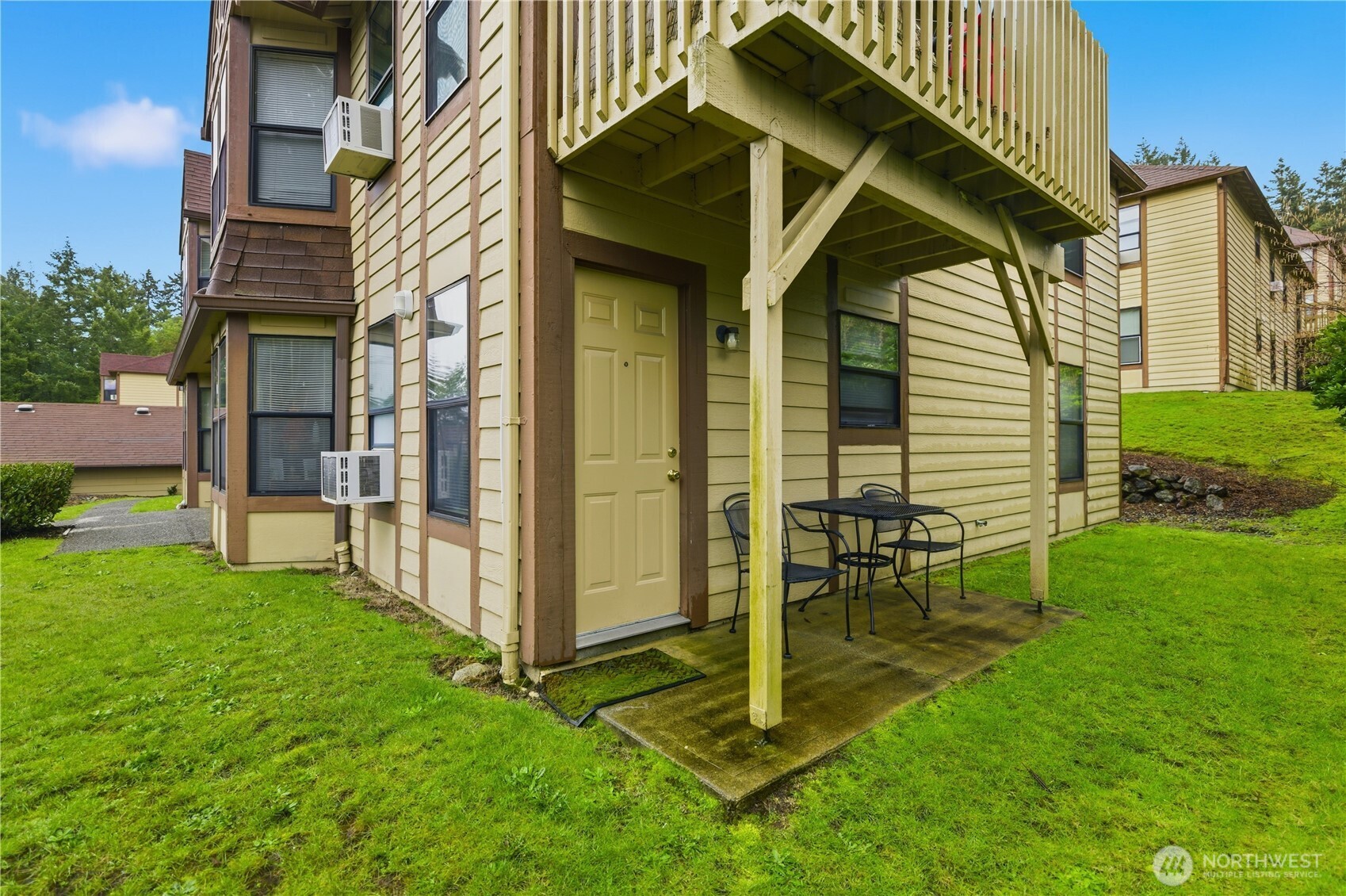 5201 - 5215 S Orchard Street Property Photo 37