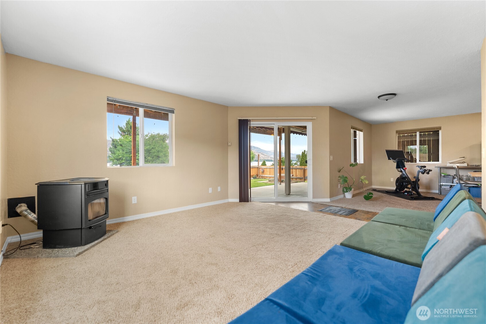 65 Eastlake Road B Property Photo 32
