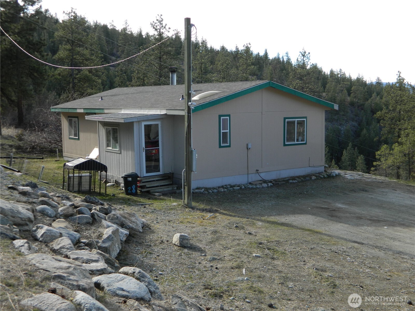 28 Ridgeline Road Property Photo 1