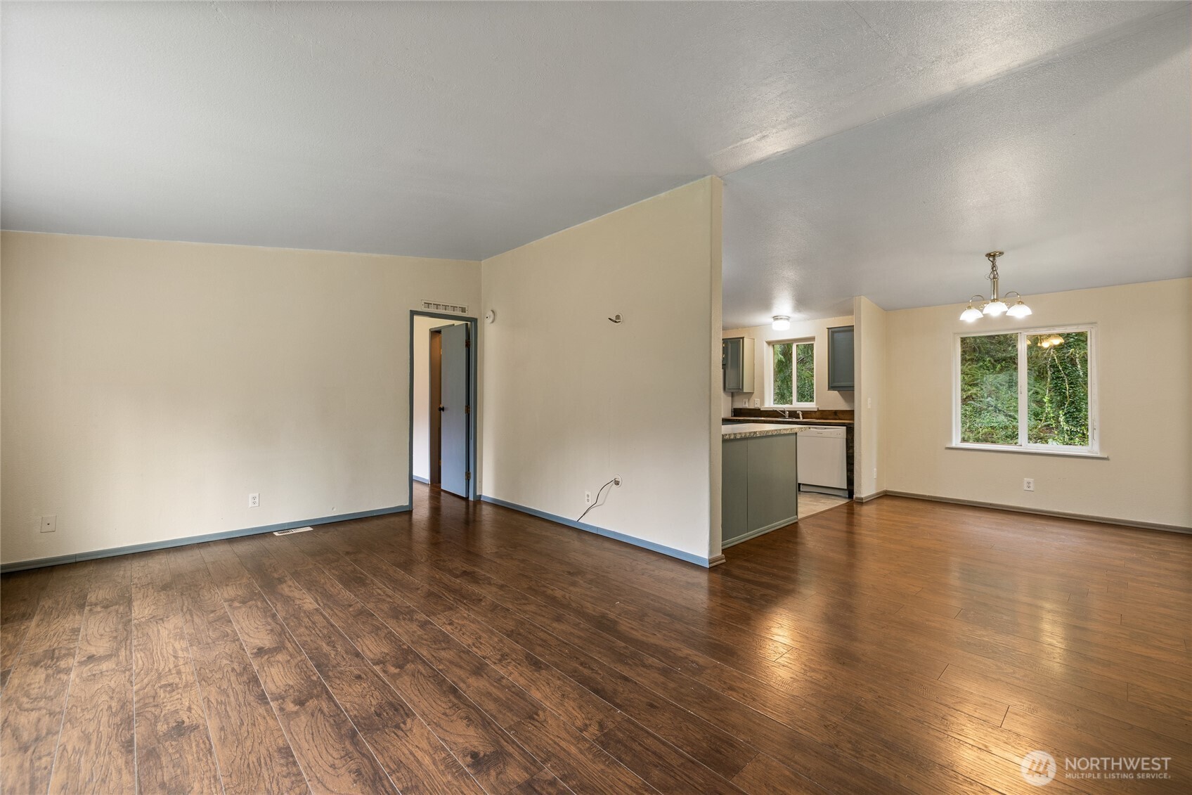 8341 Daphne Ct Se Property Photo 3